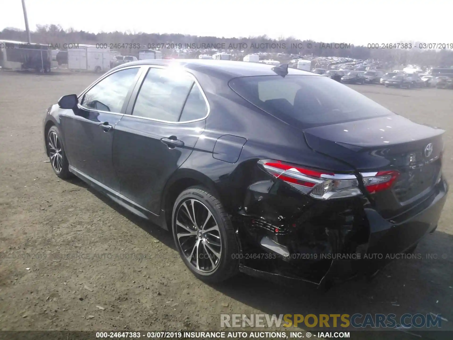 3 Photograph of a damaged car 4T1B11HK3KU206857 TOYOTA CAMRY 2019