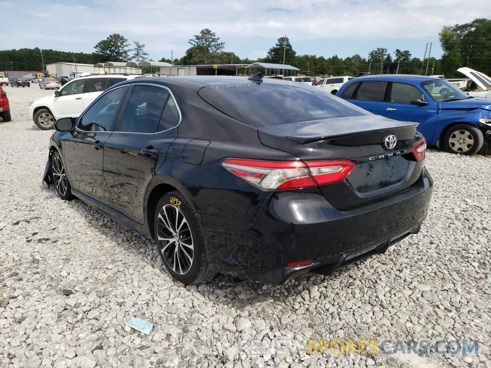 3 Photograph of a damaged car 4T1B11HK3KU207121 TOYOTA CAMRY 2019