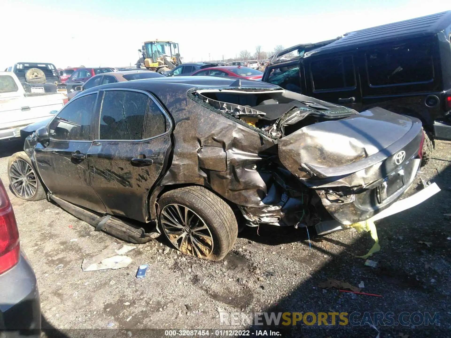 3 Photograph of a damaged car 4T1B11HK3KU209063 TOYOTA CAMRY 2019