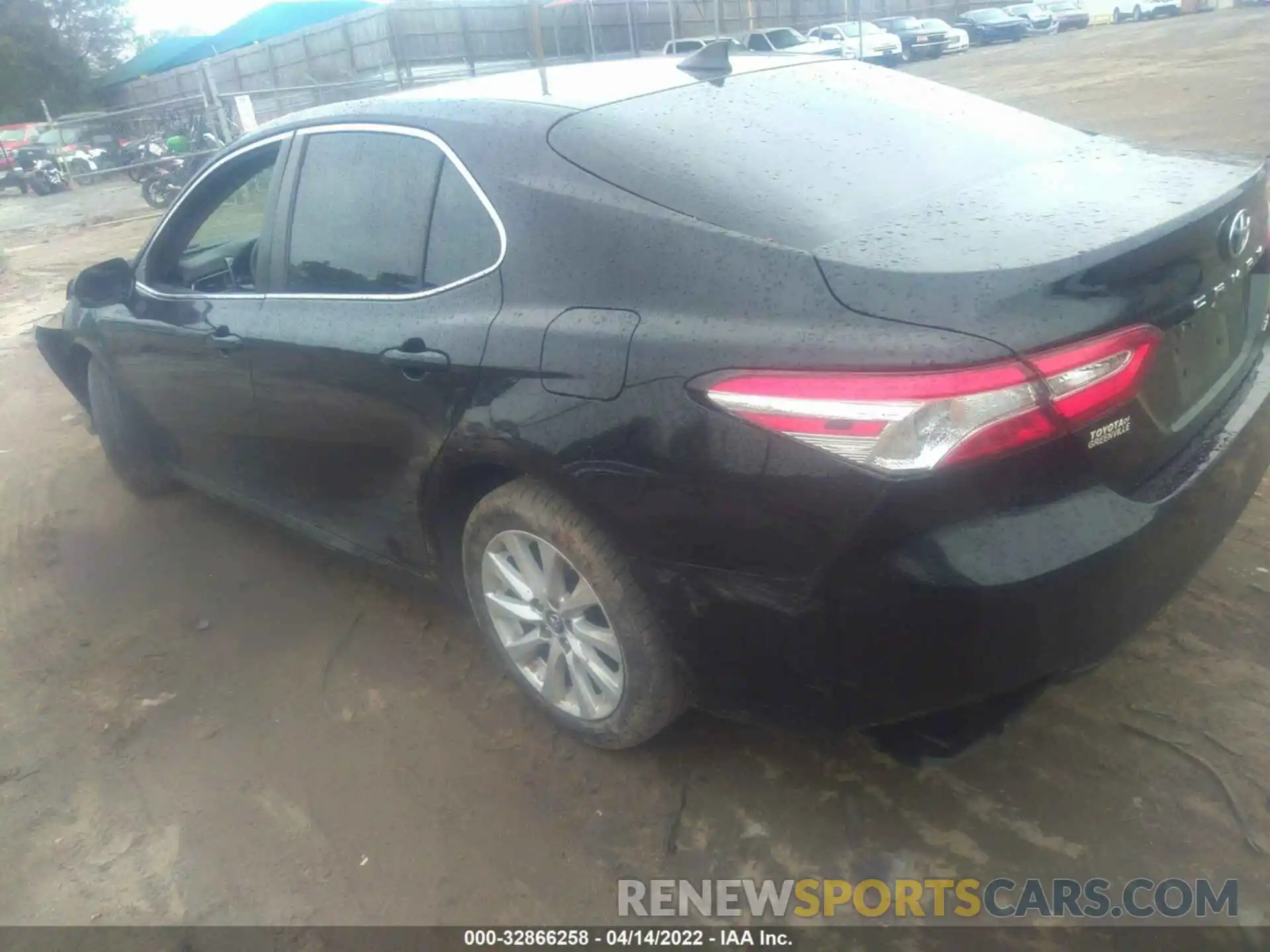 3 Photograph of a damaged car 4T1B11HK3KU209922 TOYOTA CAMRY 2019