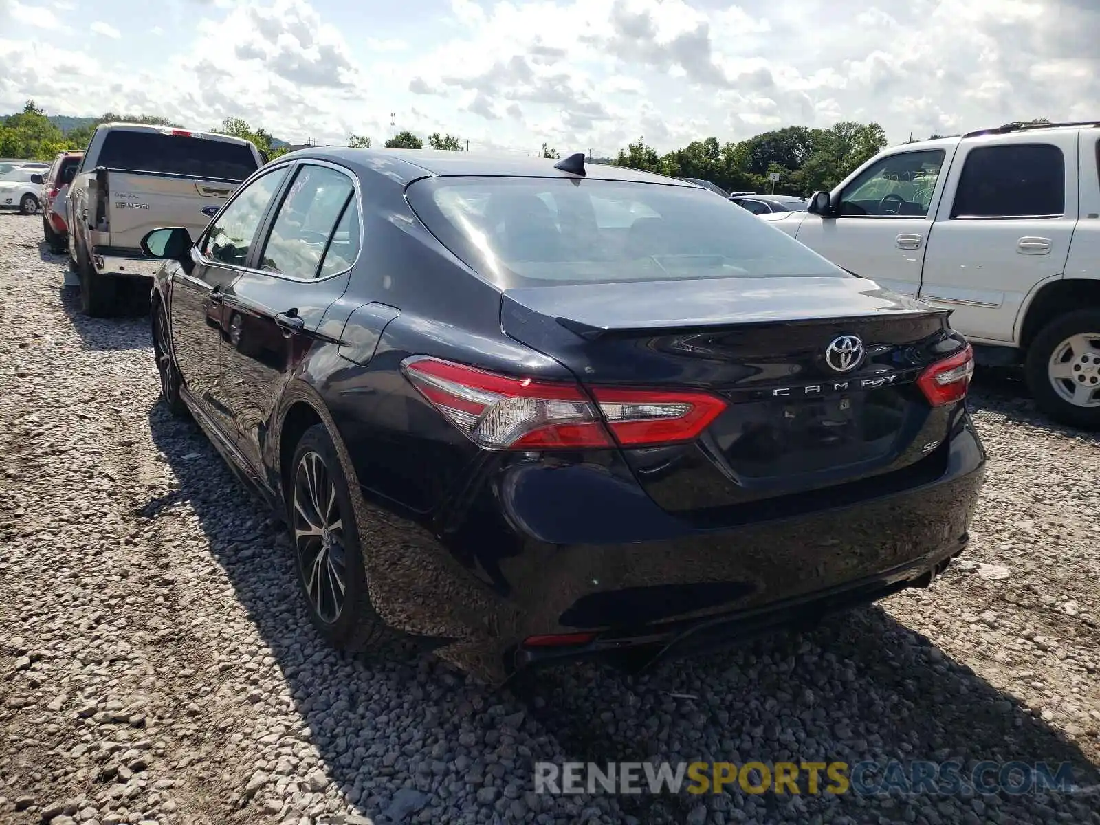 3 Photograph of a damaged car 4T1B11HK3KU211721 TOYOTA CAMRY 2019