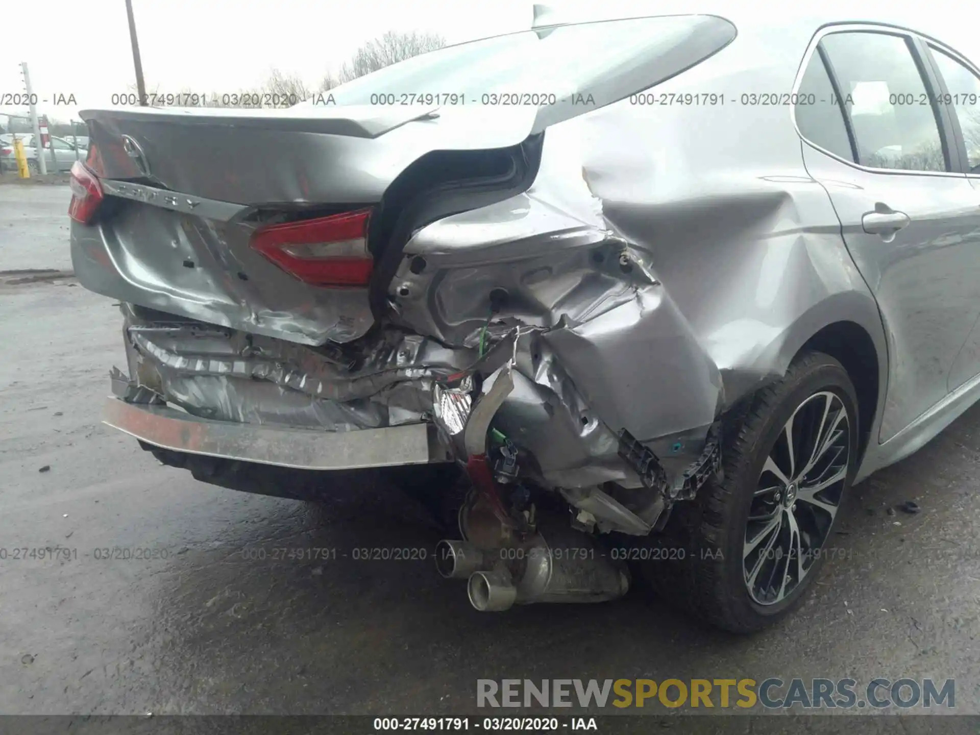 6 Photograph of a damaged car 4T1B11HK3KU213467 TOYOTA CAMRY 2019