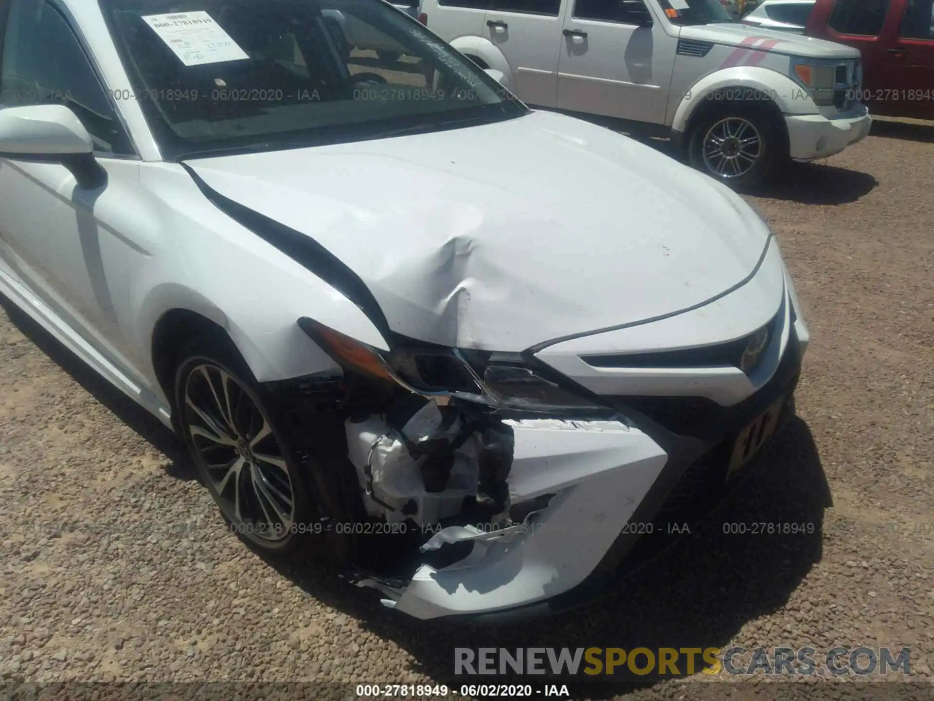 6 Photograph of a damaged car 4T1B11HK3KU213971 TOYOTA CAMRY 2019