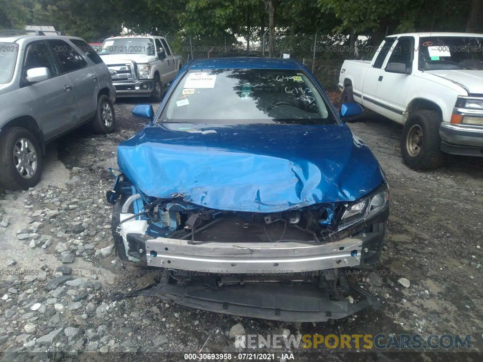 6 Photograph of a damaged car 4T1B11HK3KU216496 TOYOTA CAMRY 2019