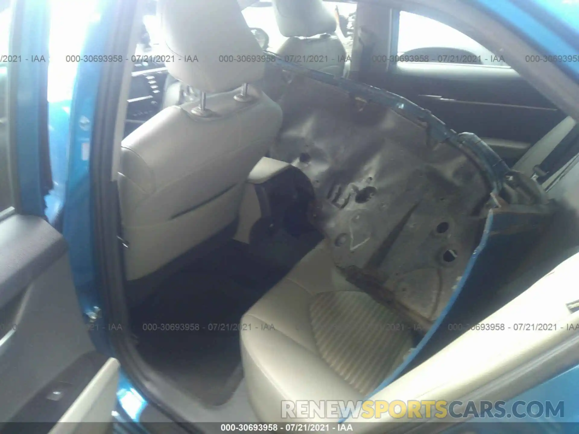 8 Photograph of a damaged car 4T1B11HK3KU216496 TOYOTA CAMRY 2019