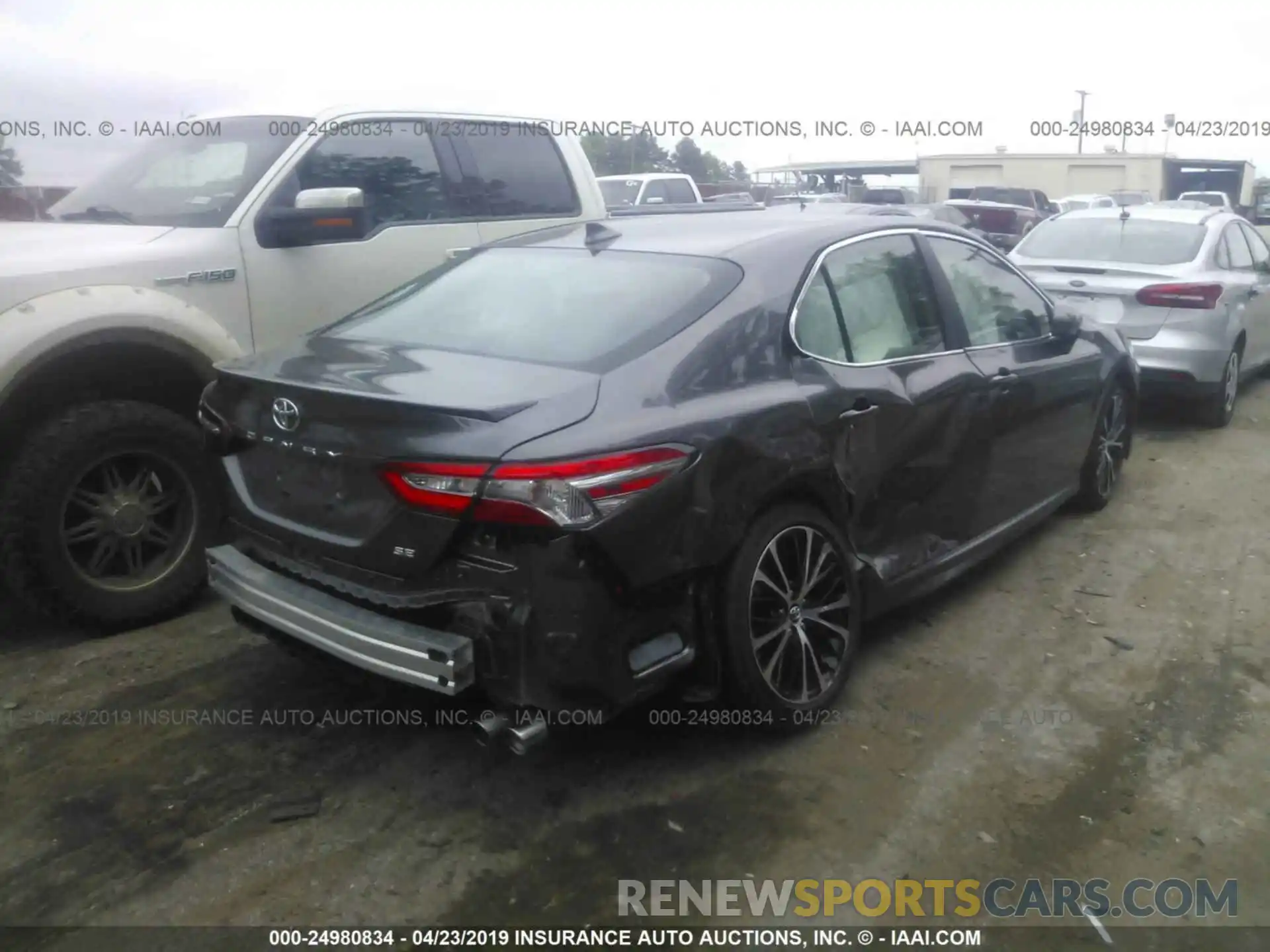 4 Photograph of a damaged car 4T1B11HK3KU217342 TOYOTA CAMRY 2019