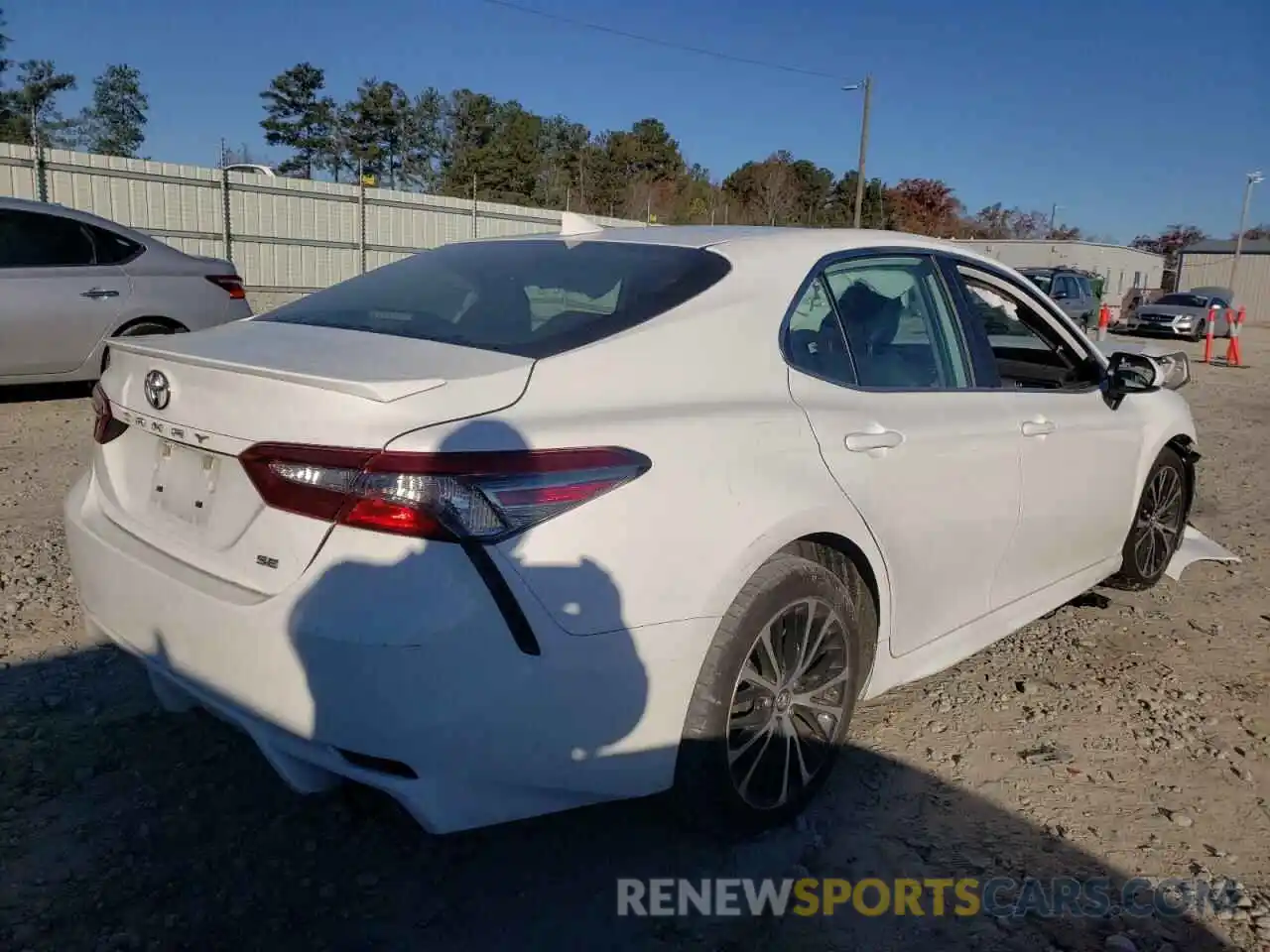 4 Photograph of a damaged car 4T1B11HK3KU217390 TOYOTA CAMRY 2019