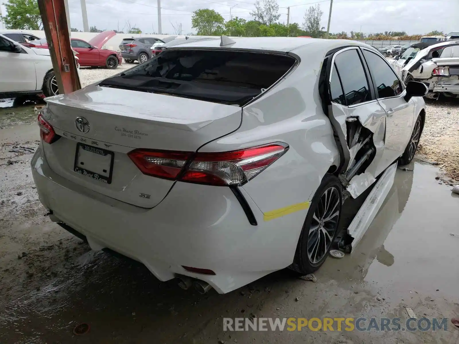 4 Photograph of a damaged car 4T1B11HK3KU217406 TOYOTA CAMRY 2019