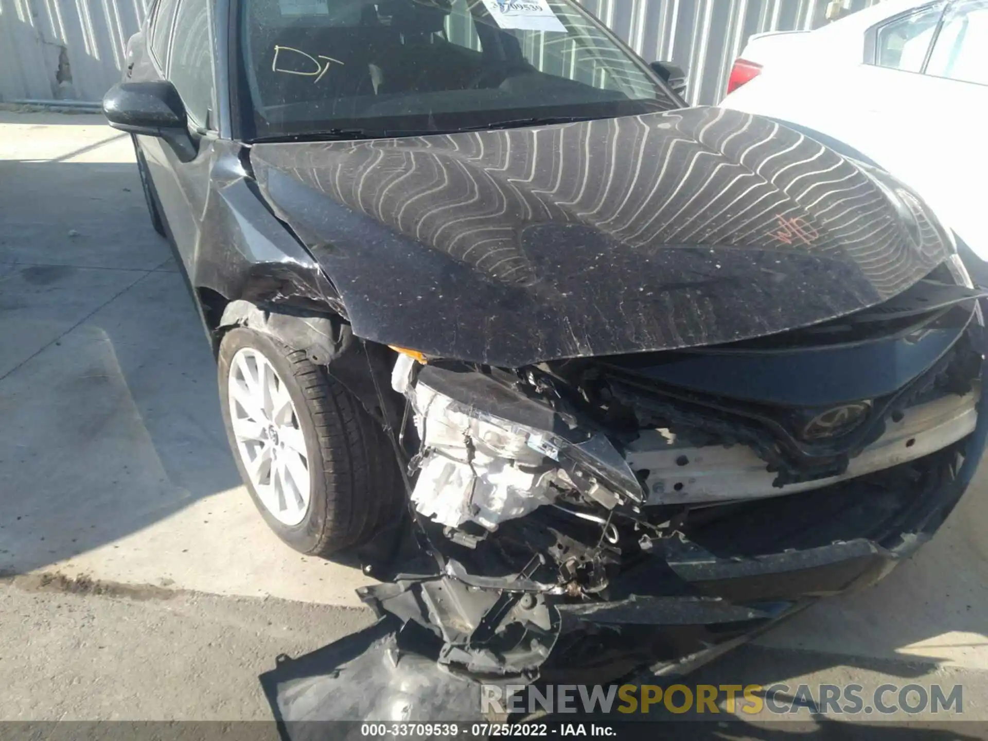 6 Photograph of a damaged car 4T1B11HK3KU217471 TOYOTA CAMRY 2019