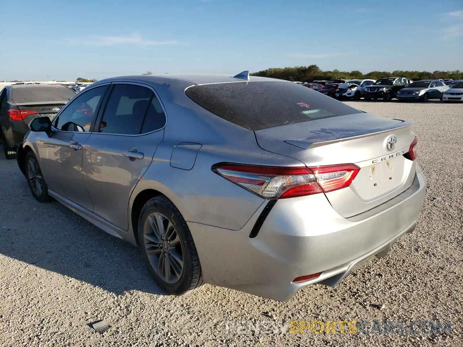 3 Photograph of a damaged car 4T1B11HK3KU218622 TOYOTA CAMRY 2019