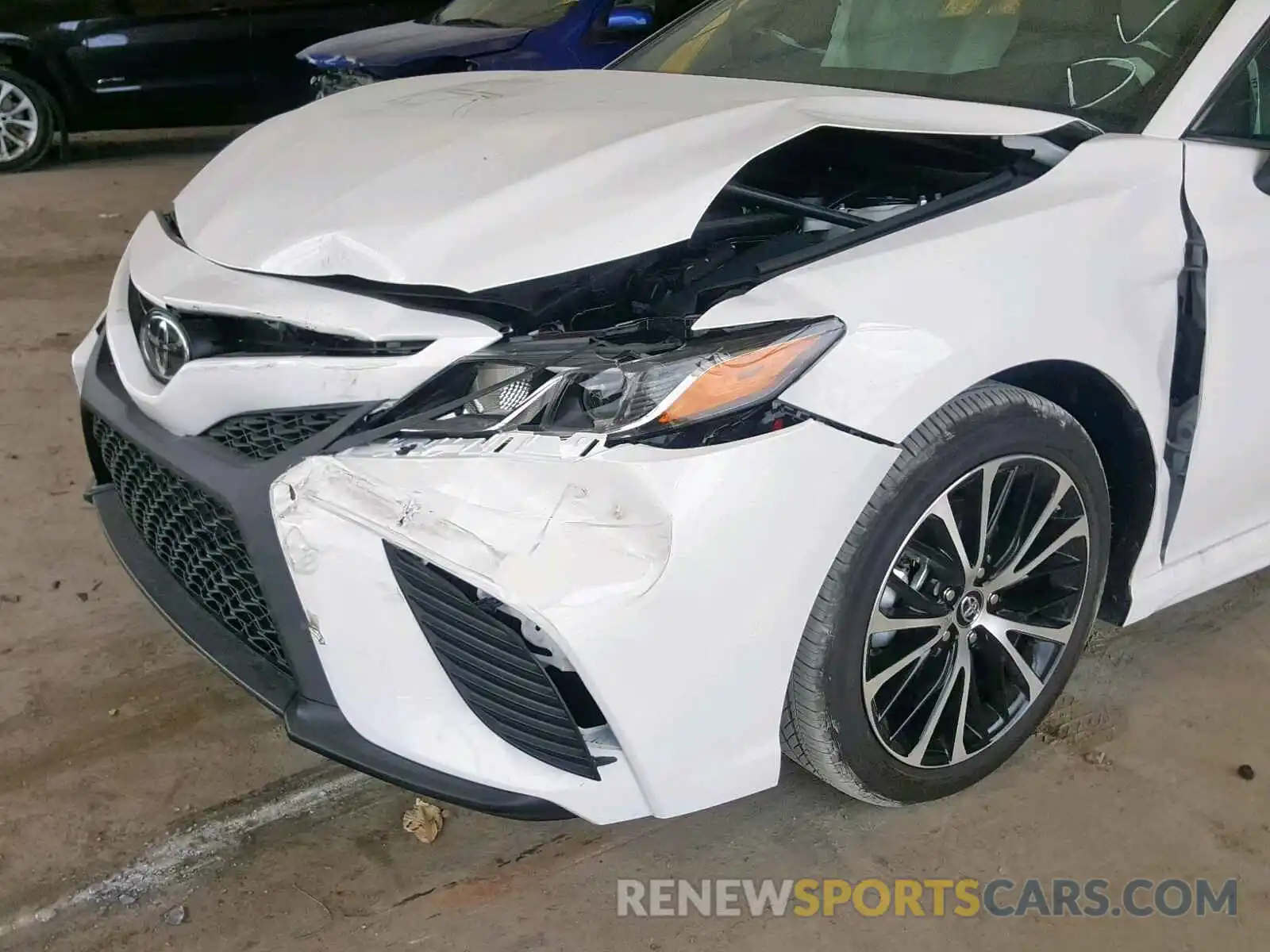 9 Photograph of a damaged car 4T1B11HK3KU218801 TOYOTA CAMRY 2019