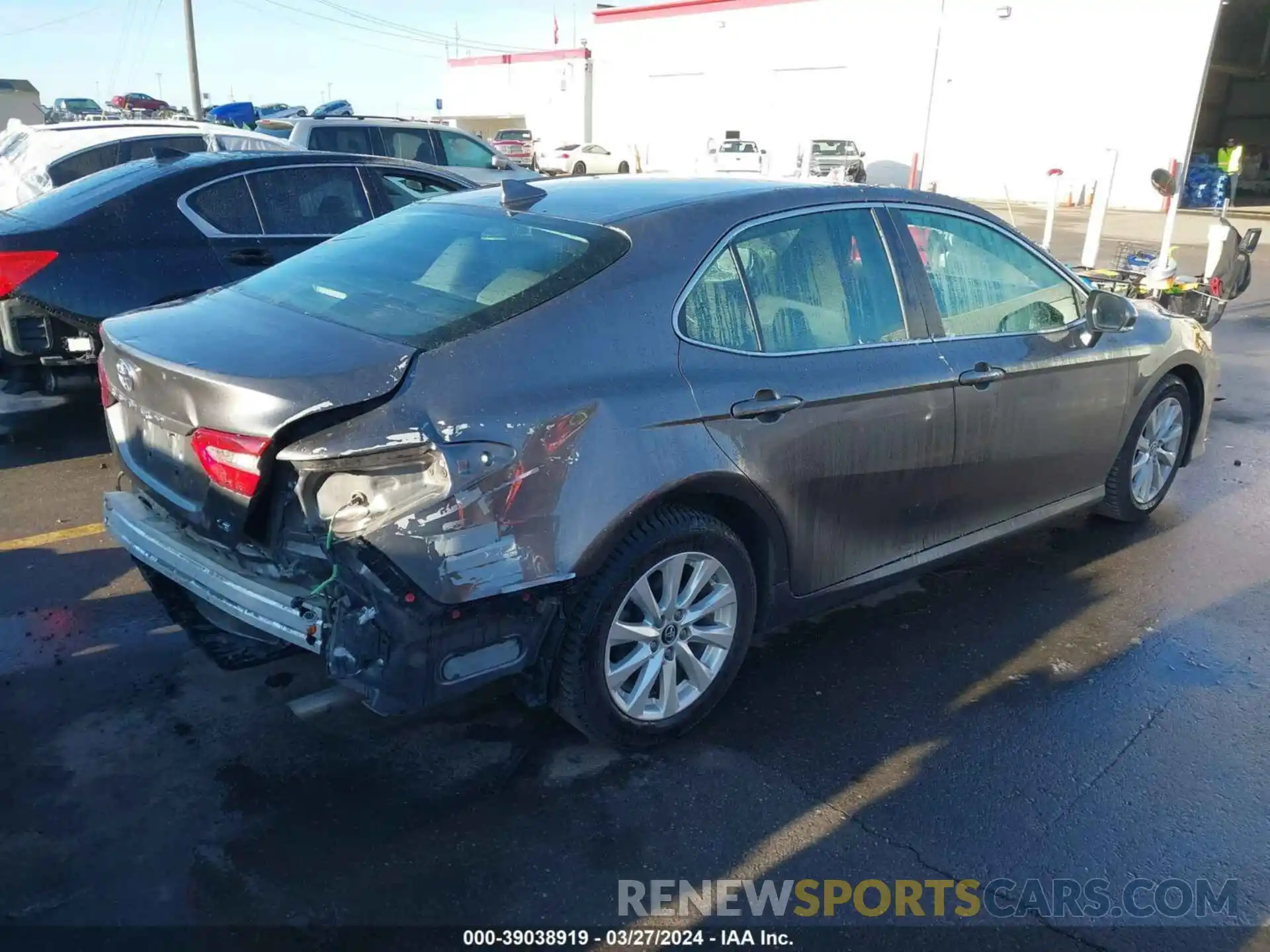 4 Photograph of a damaged car 4T1B11HK3KU219978 TOYOTA CAMRY 2019