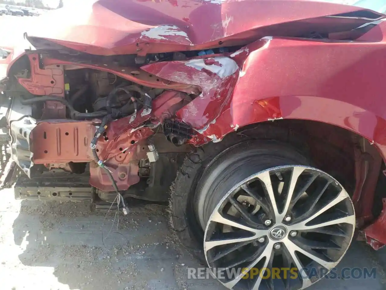 9 Photograph of a damaged car 4T1B11HK3KU220273 TOYOTA CAMRY 2019