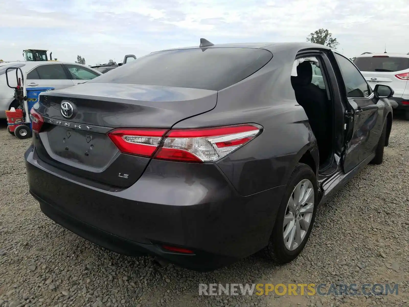 4 Photograph of a damaged car 4T1B11HK3KU220886 TOYOTA CAMRY 2019