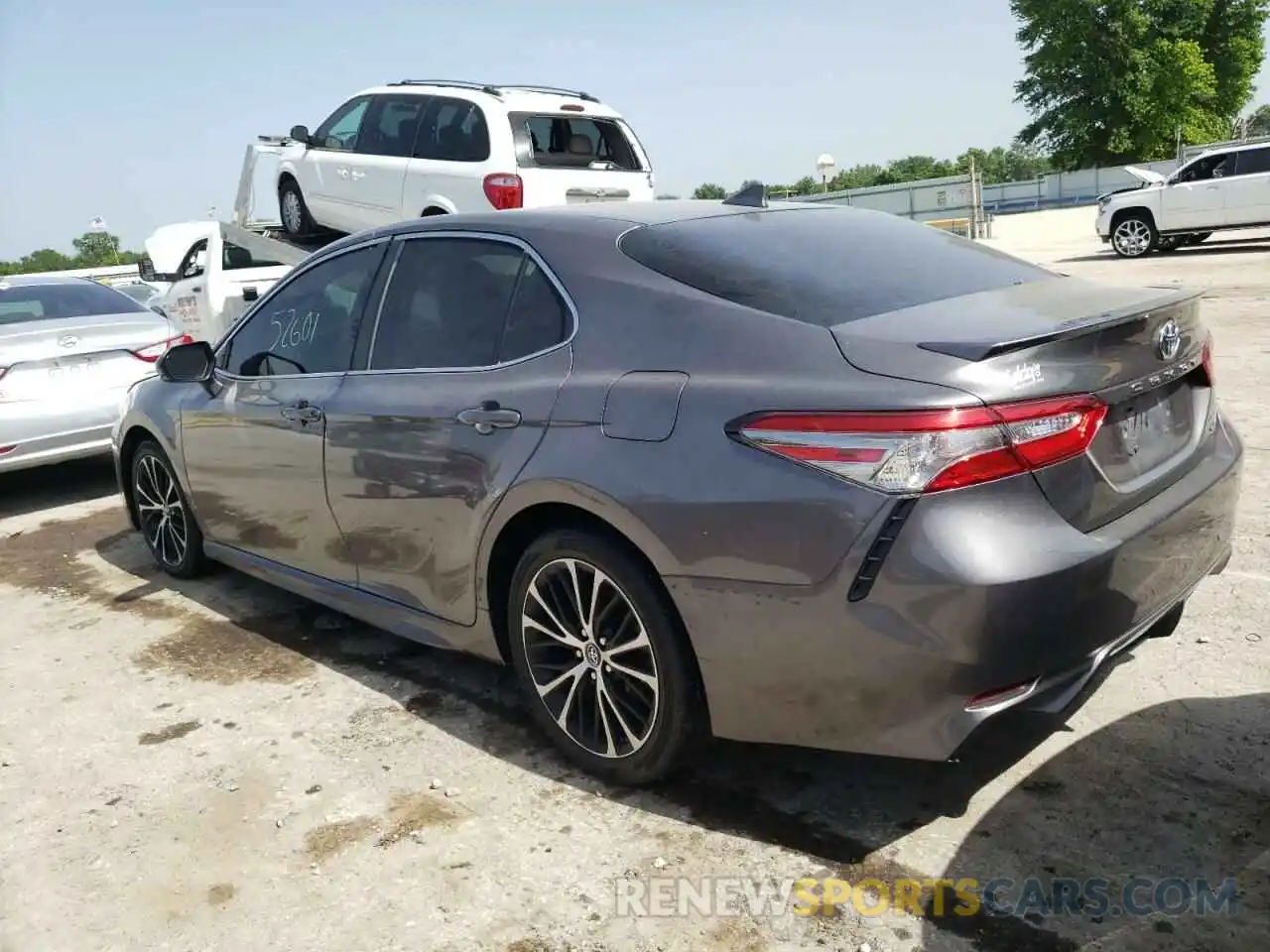 3 Photograph of a damaged car 4T1B11HK3KU222024 TOYOTA CAMRY 2019