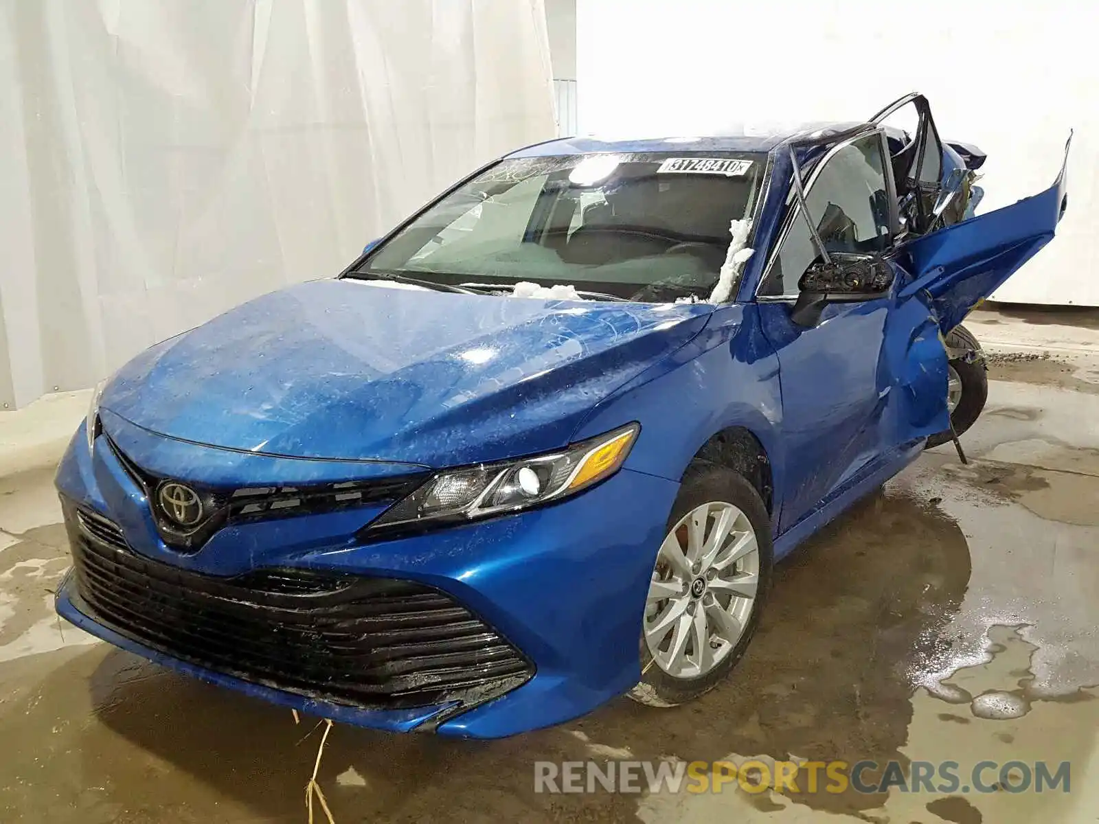 2 Photograph of a damaged car 4T1B11HK3KU226641 TOYOTA CAMRY 2019