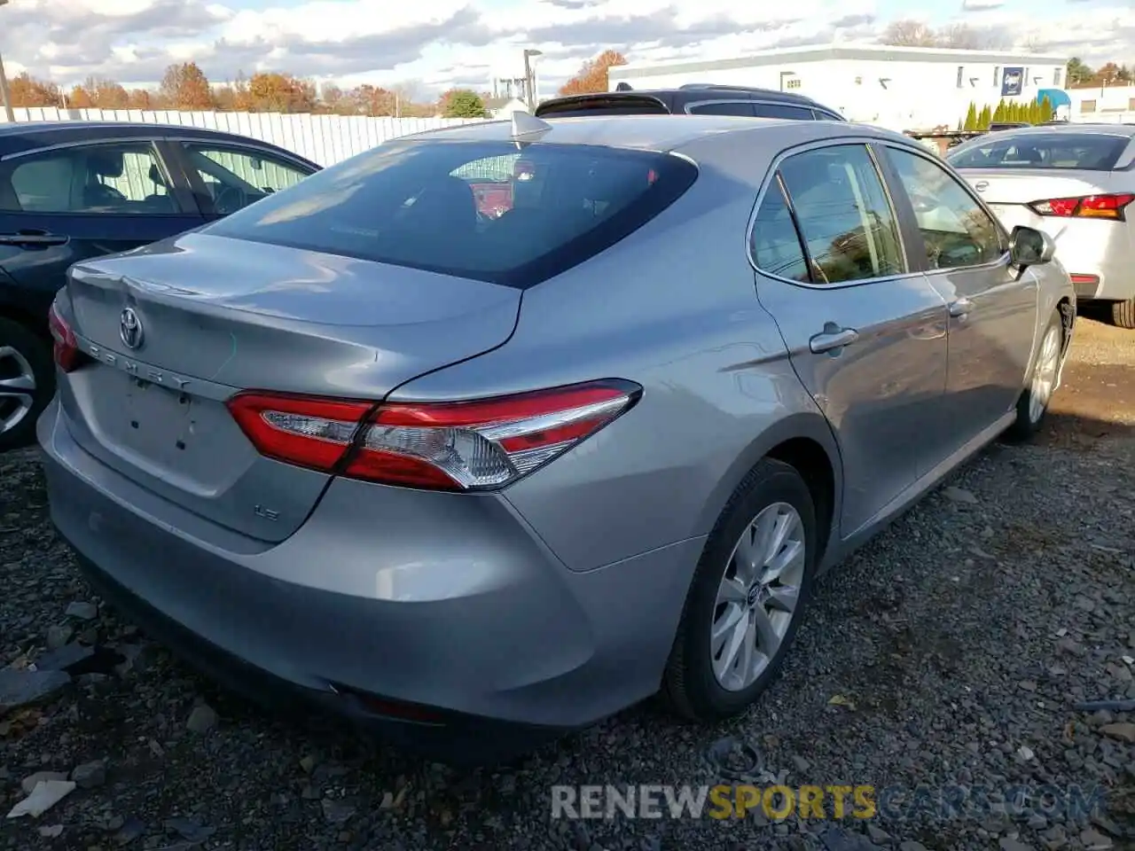 4 Photograph of a damaged car 4T1B11HK3KU227210 TOYOTA CAMRY 2019