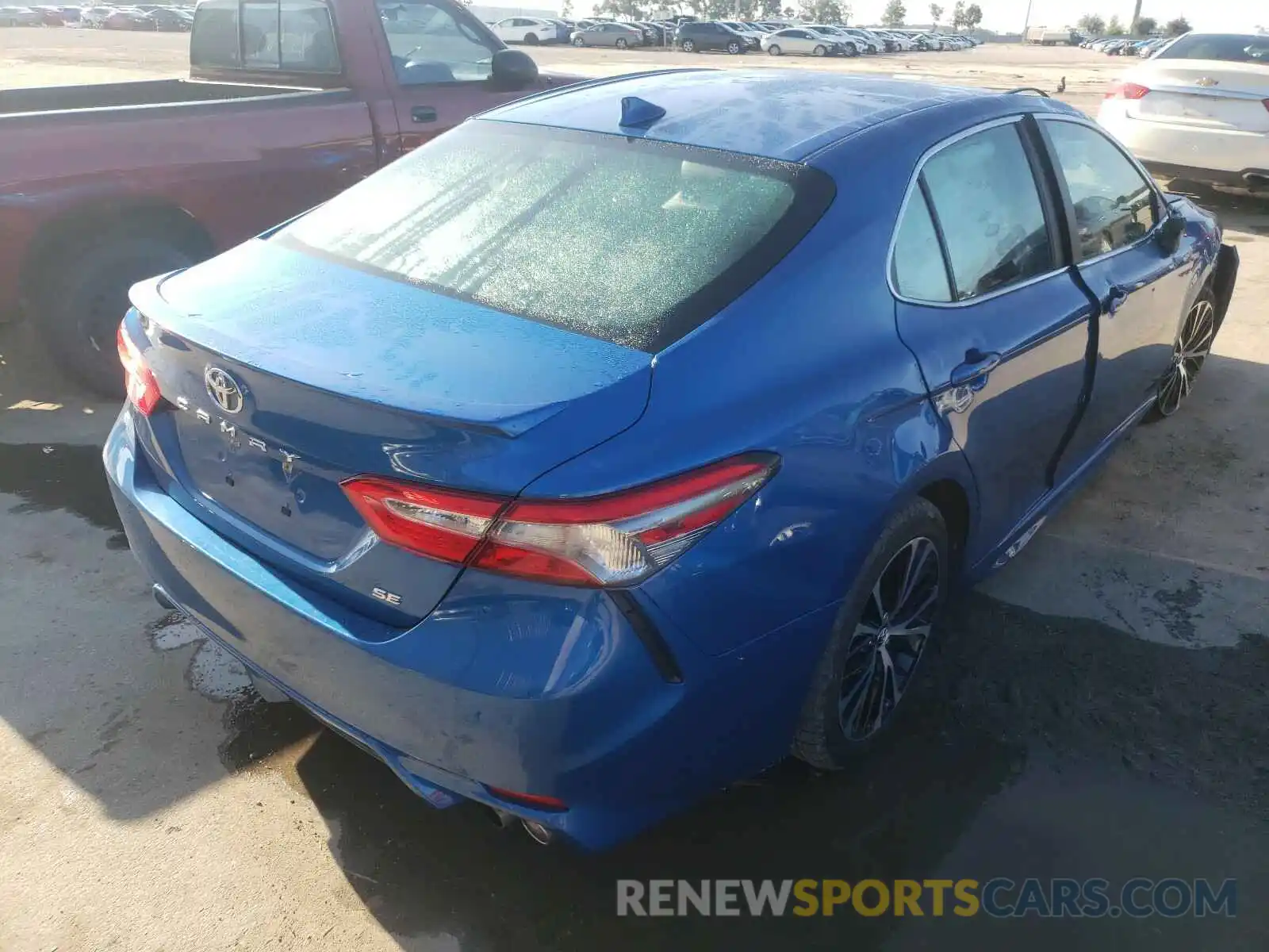 4 Photograph of a damaged car 4T1B11HK3KU228213 TOYOTA CAMRY 2019