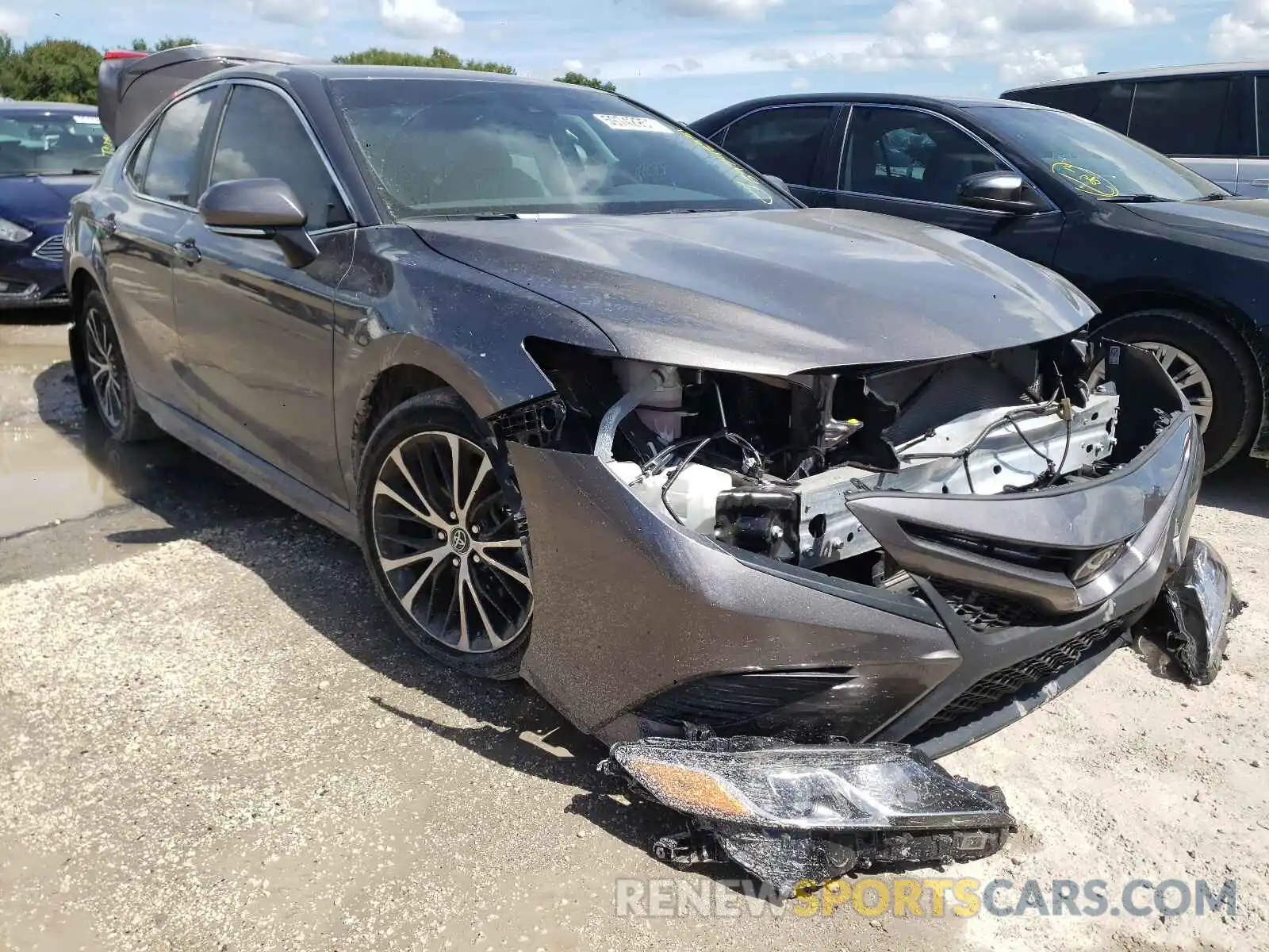 1 Photograph of a damaged car 4T1B11HK3KU228907 TOYOTA CAMRY 2019