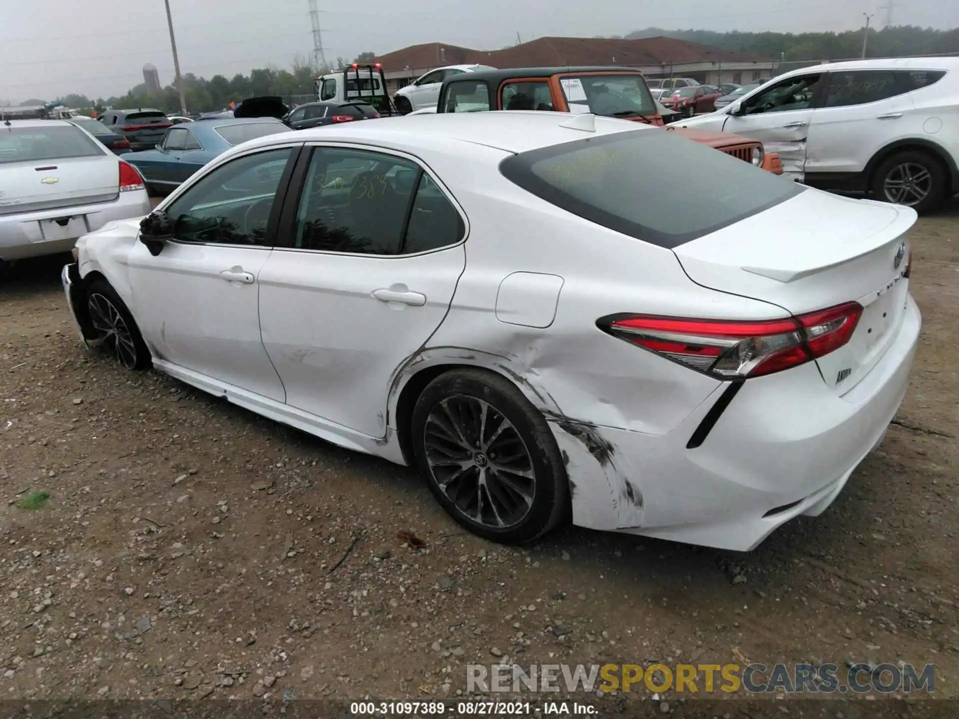 3 Photograph of a damaged car 4T1B11HK3KU231094 TOYOTA CAMRY 2019