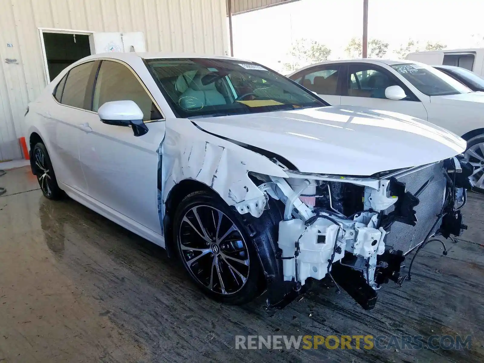 1 Photograph of a damaged car 4T1B11HK3KU231306 TOYOTA CAMRY 2019