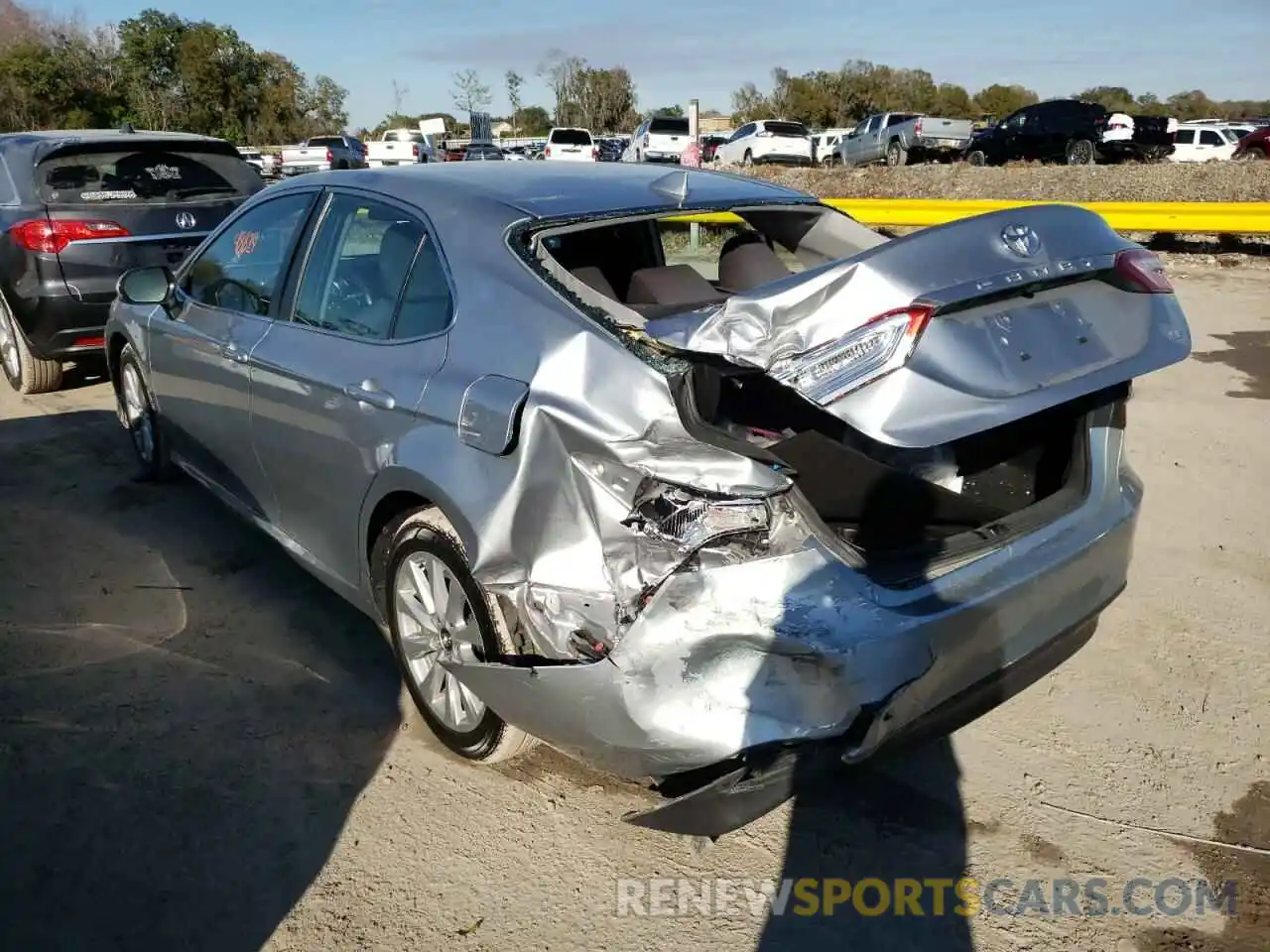 3 Photograph of a damaged car 4T1B11HK3KU231483 TOYOTA CAMRY 2019