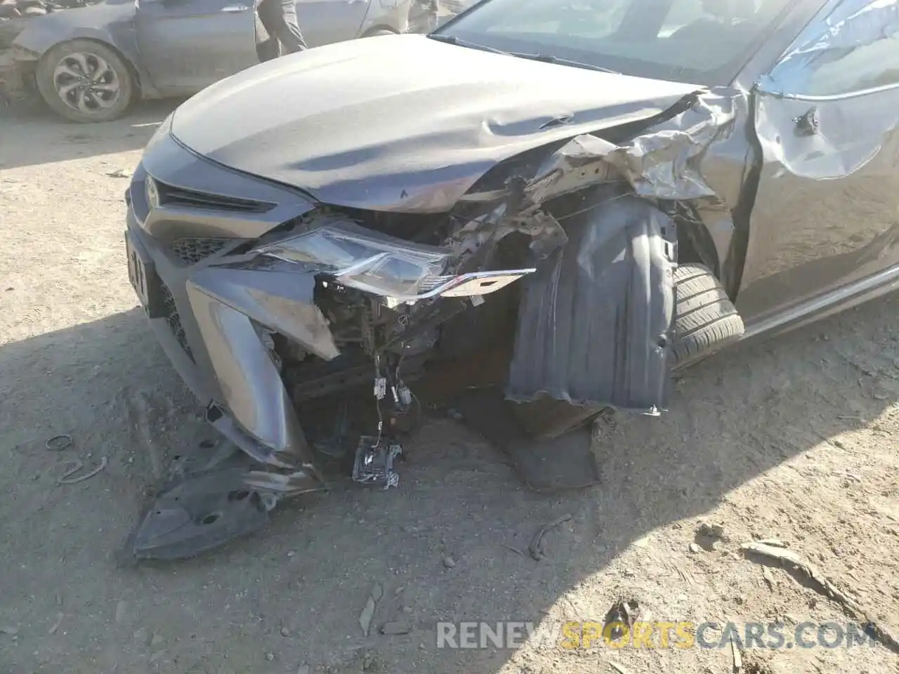 9 Photograph of a damaged car 4T1B11HK3KU233024 TOYOTA CAMRY 2019