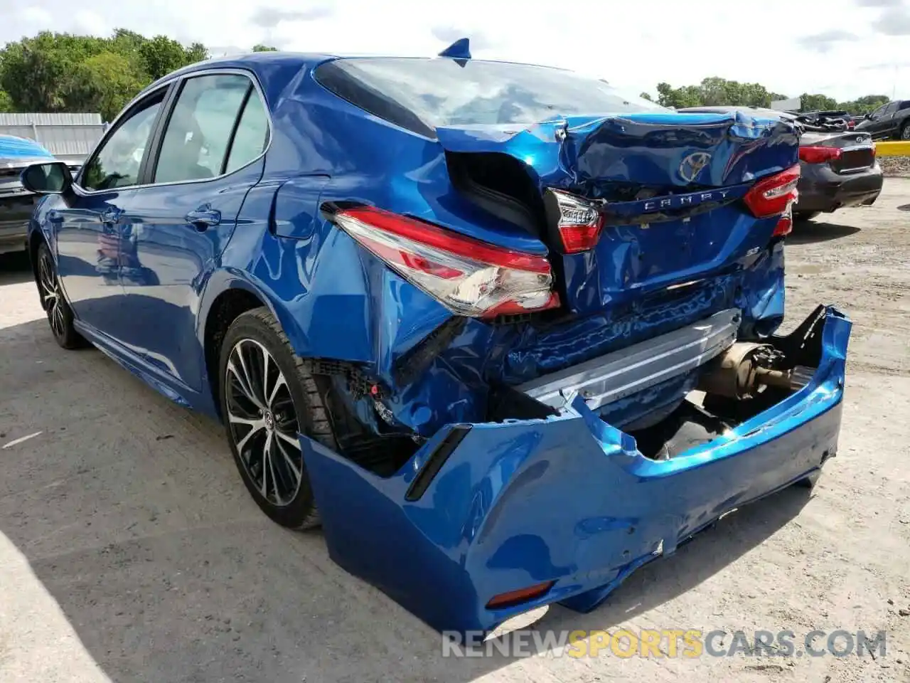 3 Photograph of a damaged car 4T1B11HK3KU235498 TOYOTA CAMRY 2019