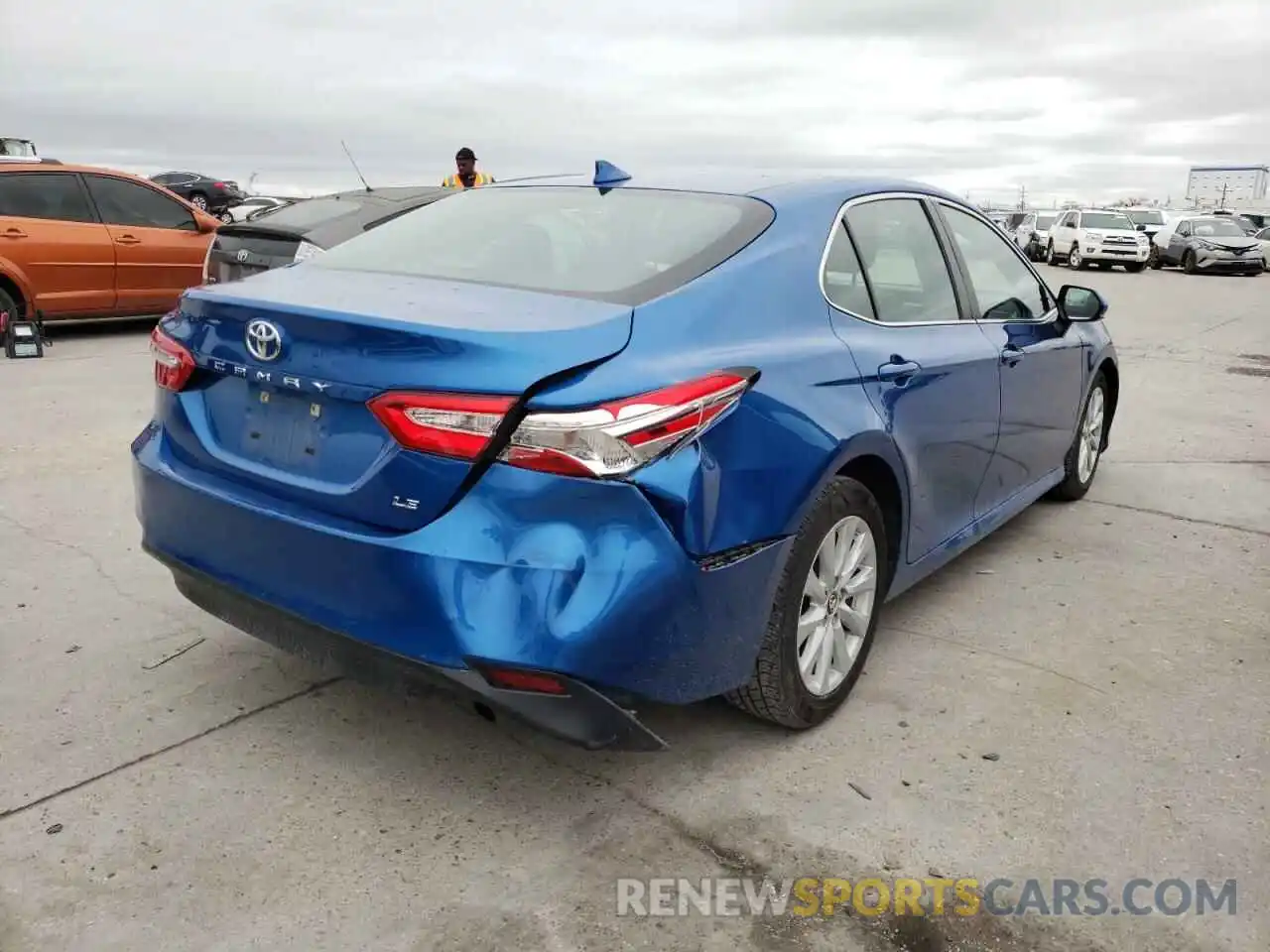 4 Photograph of a damaged car 4T1B11HK3KU237042 TOYOTA CAMRY 2019