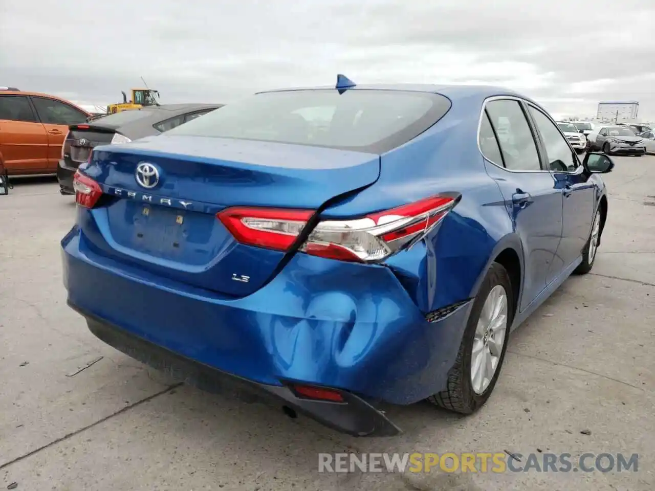 9 Photograph of a damaged car 4T1B11HK3KU237042 TOYOTA CAMRY 2019