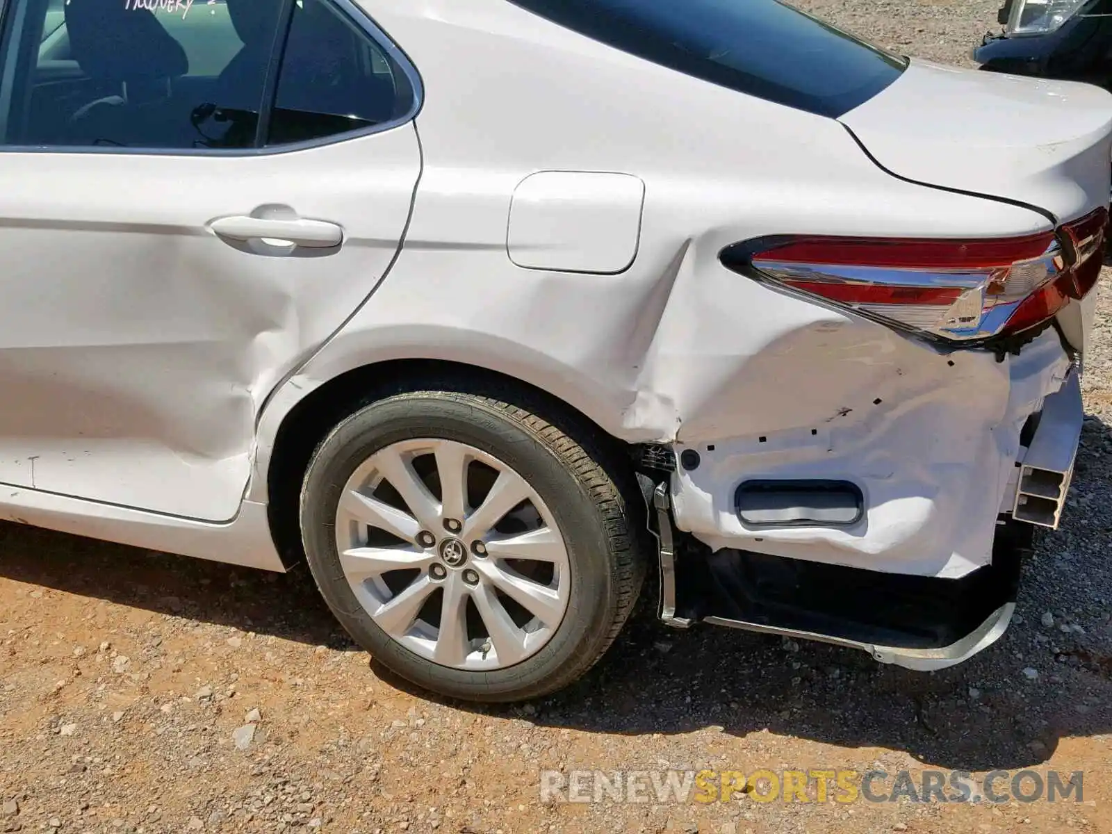 9 Photograph of a damaged car 4T1B11HK3KU238630 TOYOTA CAMRY 2019