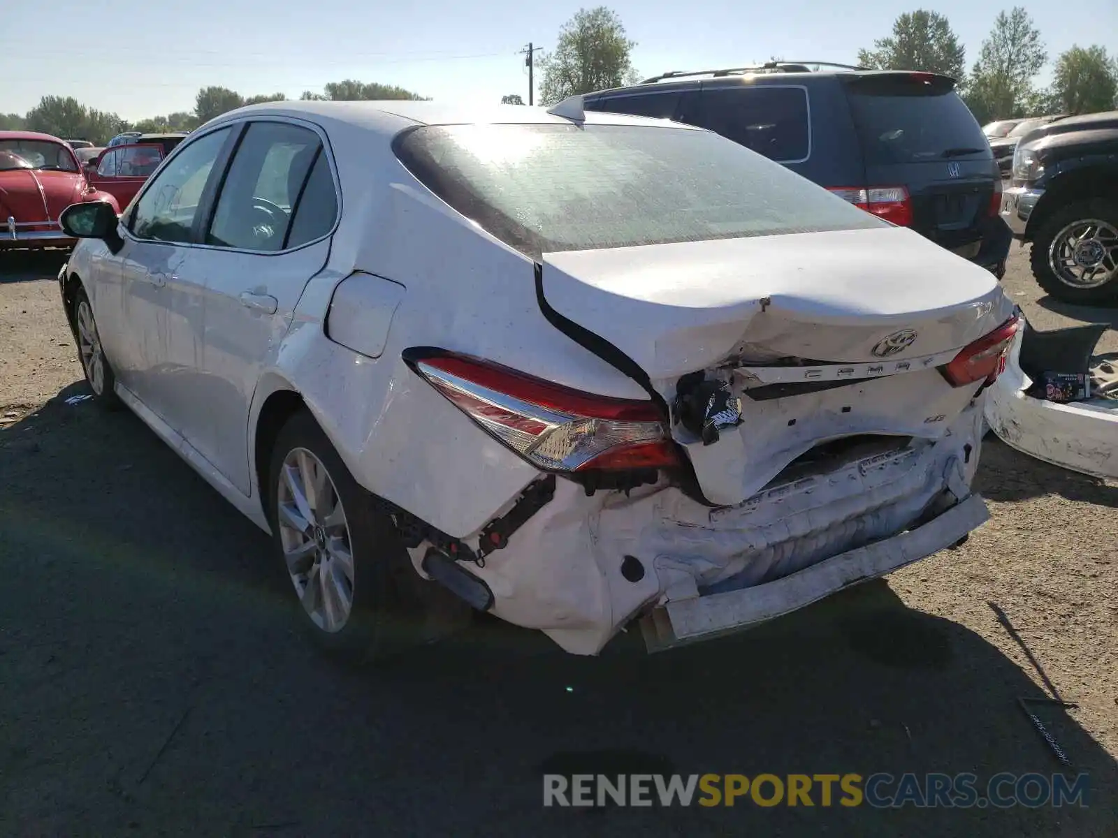 3 Photograph of a damaged car 4T1B11HK3KU239308 TOYOTA CAMRY 2019