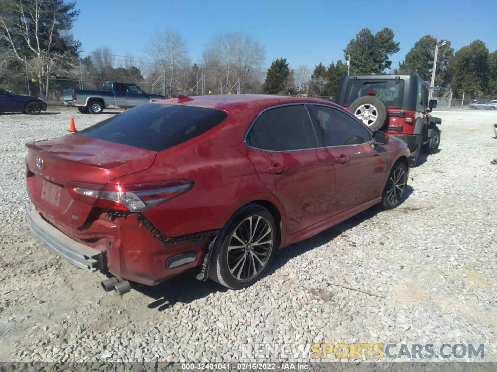 4 Photograph of a damaged car 4T1B11HK3KU239955 TOYOTA CAMRY 2019