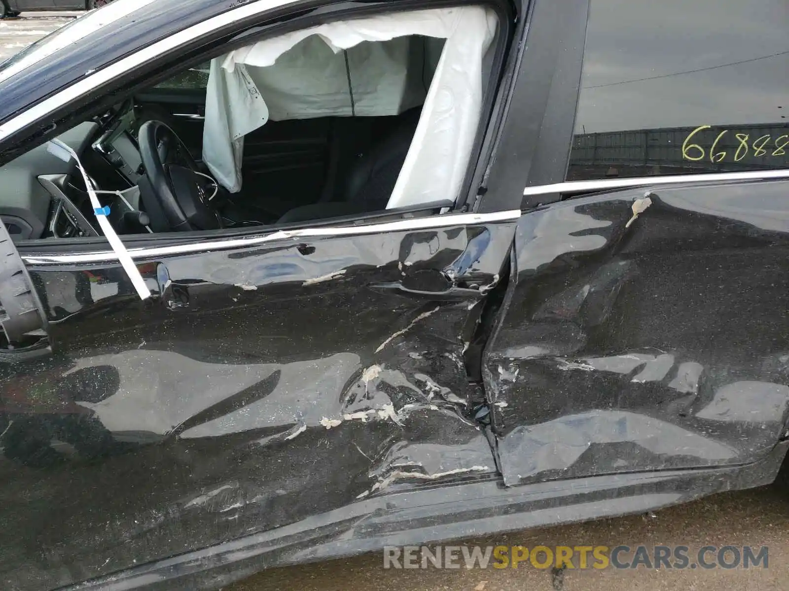 9 Photograph of a damaged car 4T1B11HK3KU240474 TOYOTA CAMRY 2019