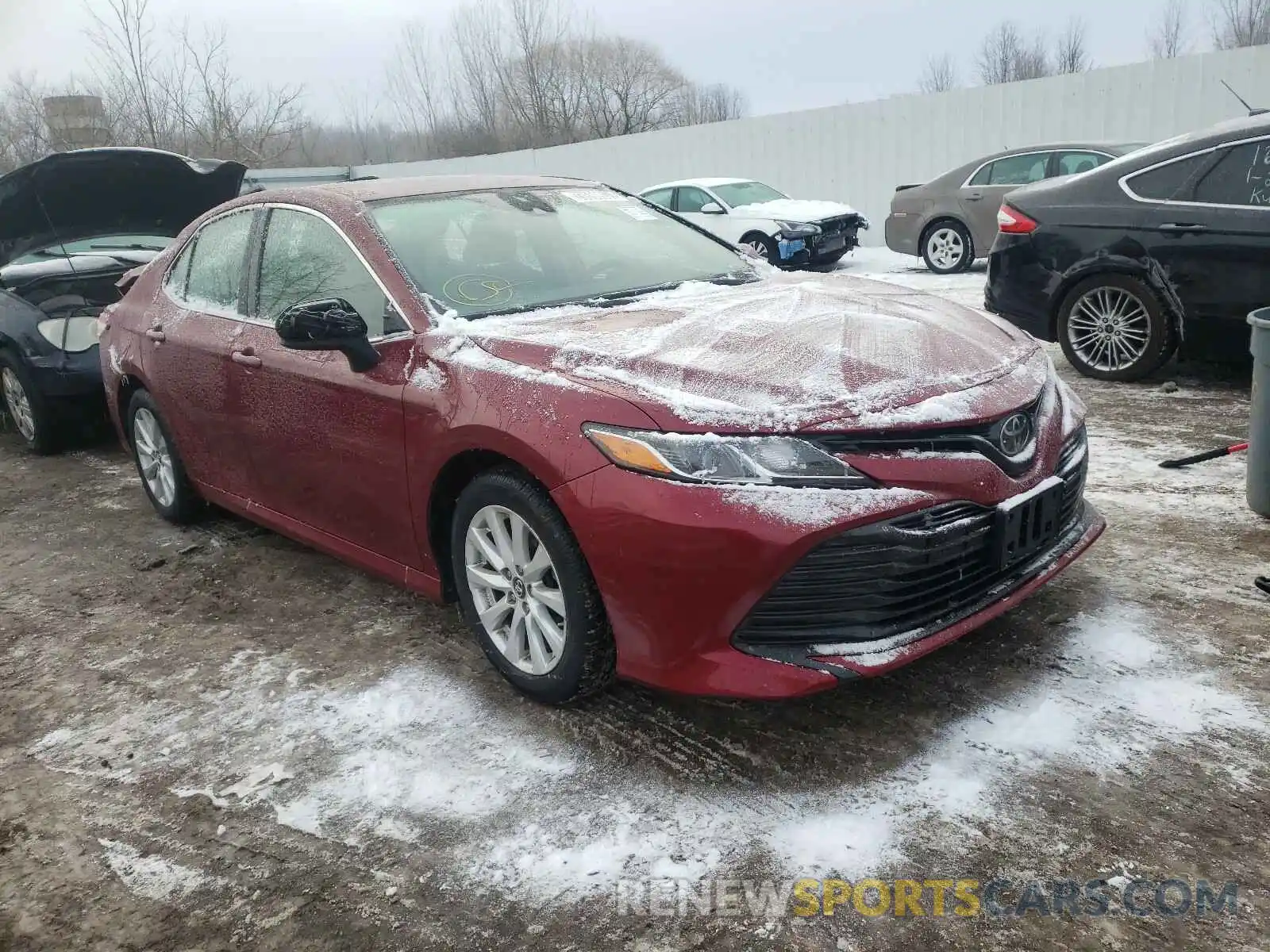 1 Photograph of a damaged car 4T1B11HK3KU240605 TOYOTA CAMRY 2019