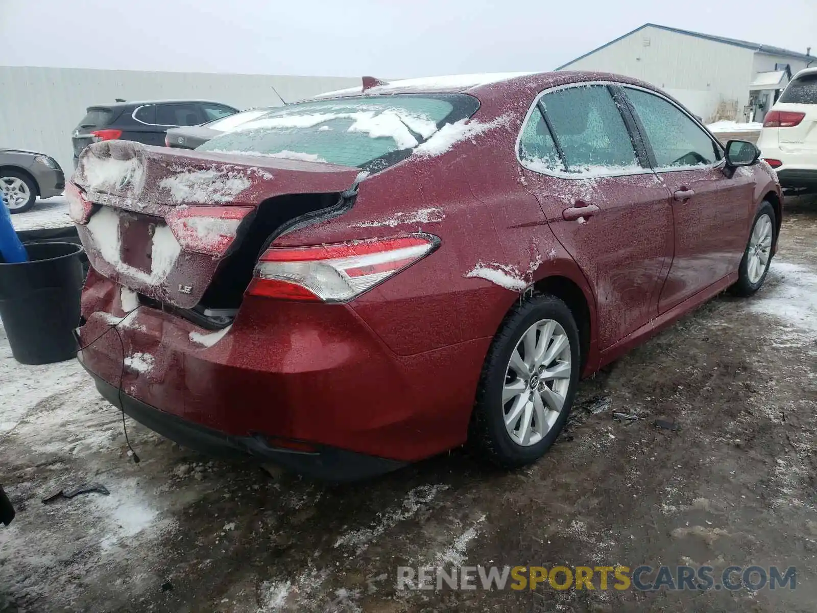 4 Photograph of a damaged car 4T1B11HK3KU240605 TOYOTA CAMRY 2019