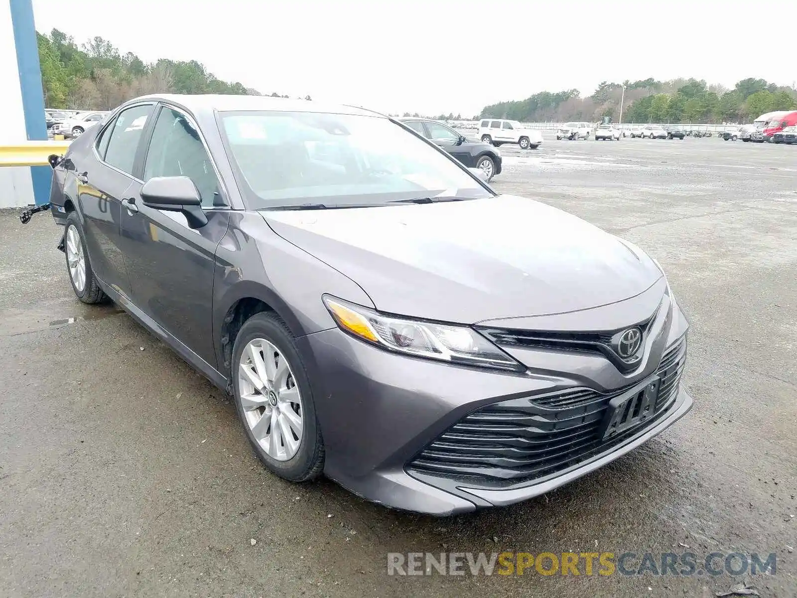 1 Photograph of a damaged car 4T1B11HK3KU240622 TOYOTA CAMRY 2019