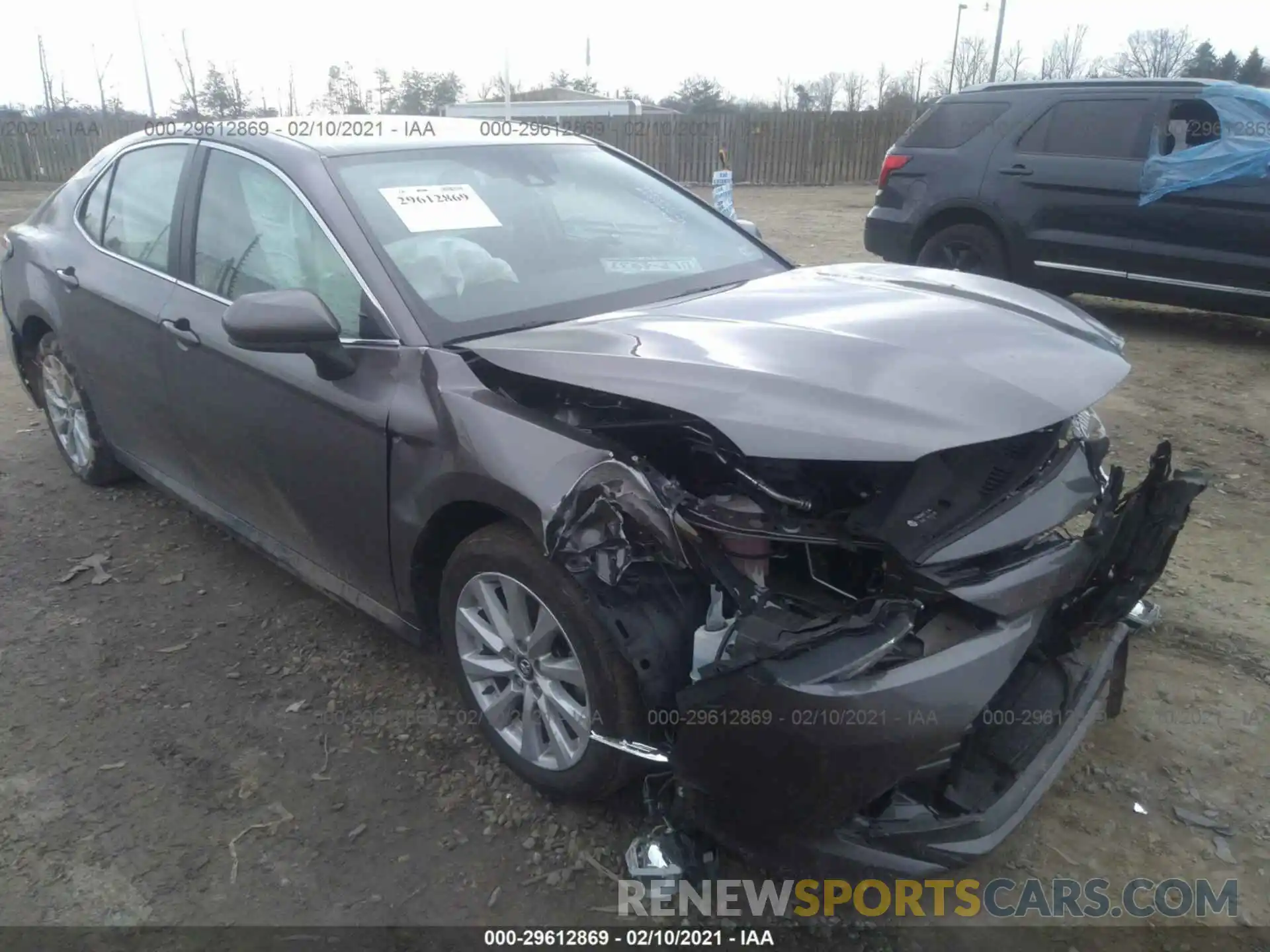 1 Photograph of a damaged car 4T1B11HK3KU240698 TOYOTA CAMRY 2019