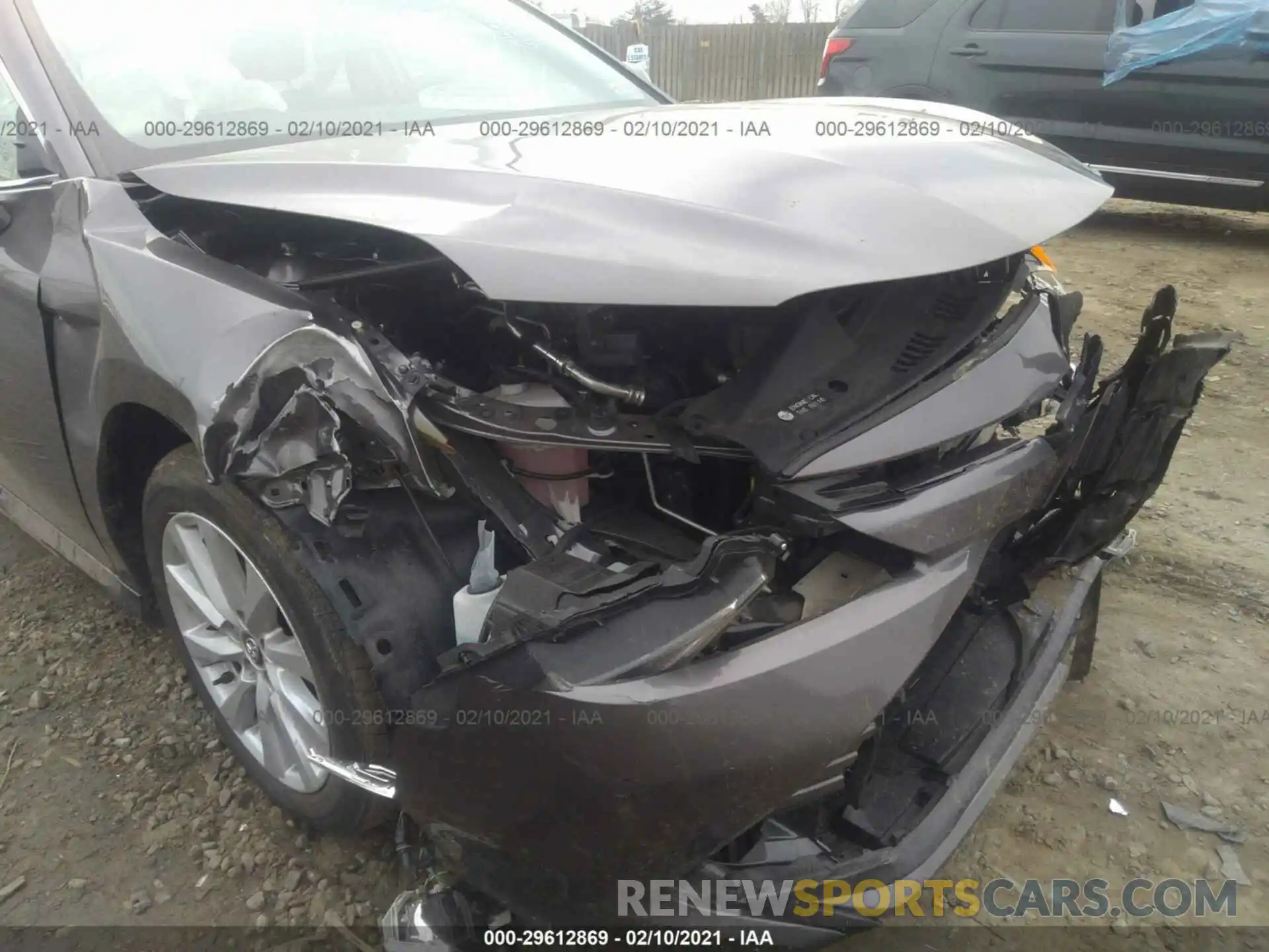 6 Photograph of a damaged car 4T1B11HK3KU240698 TOYOTA CAMRY 2019