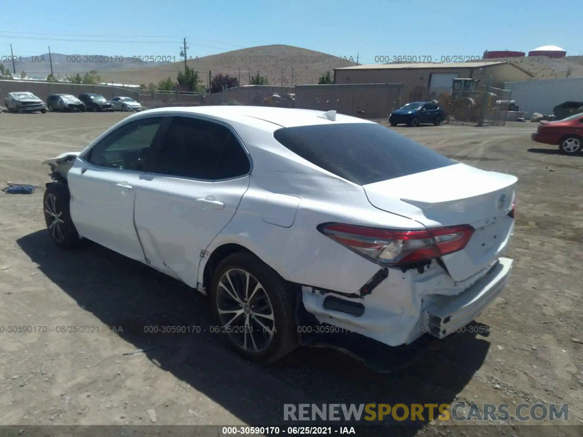 3 Photograph of a damaged car 4T1B11HK3KU240751 TOYOTA CAMRY 2019