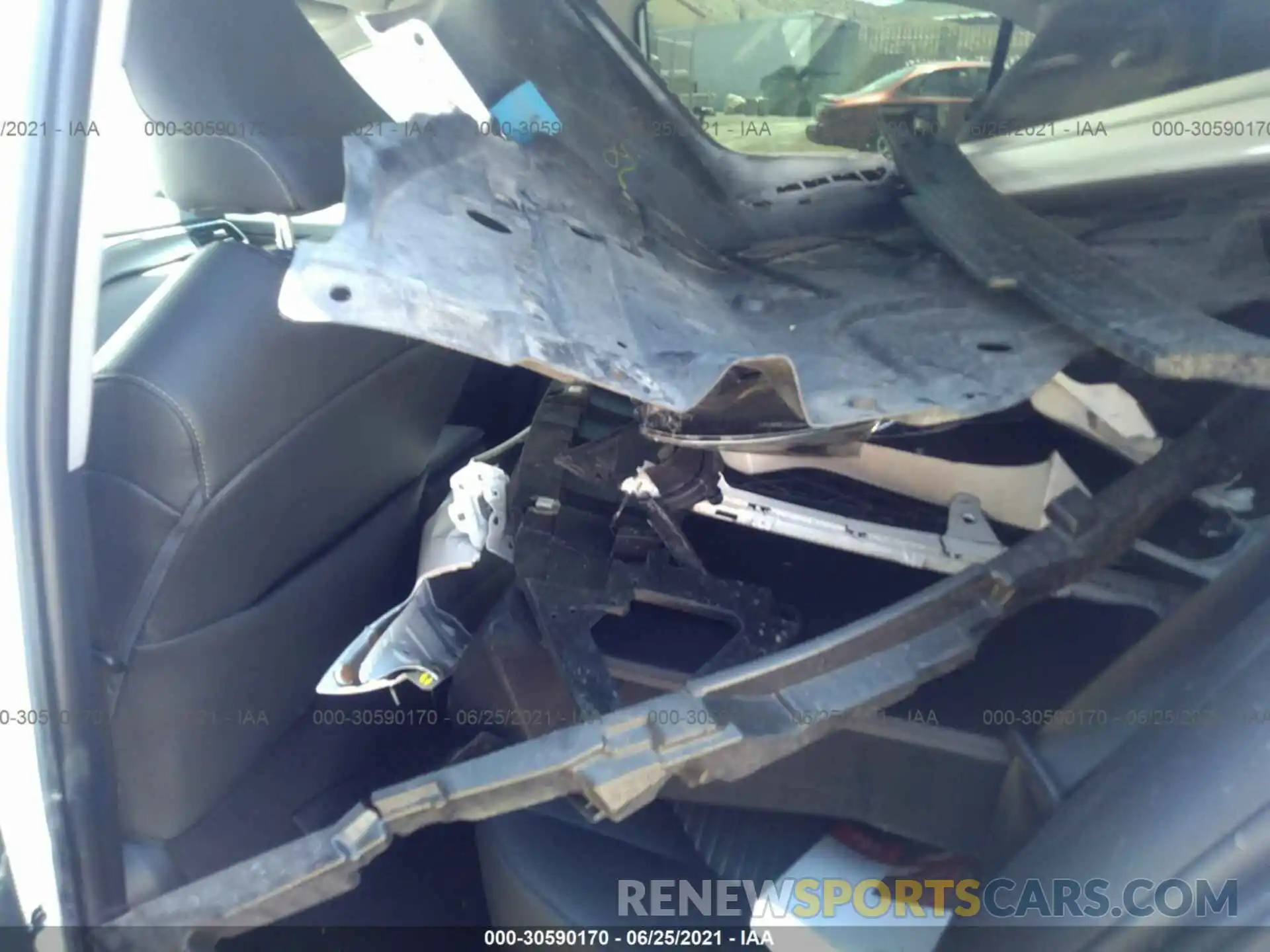 8 Photograph of a damaged car 4T1B11HK3KU240751 TOYOTA CAMRY 2019