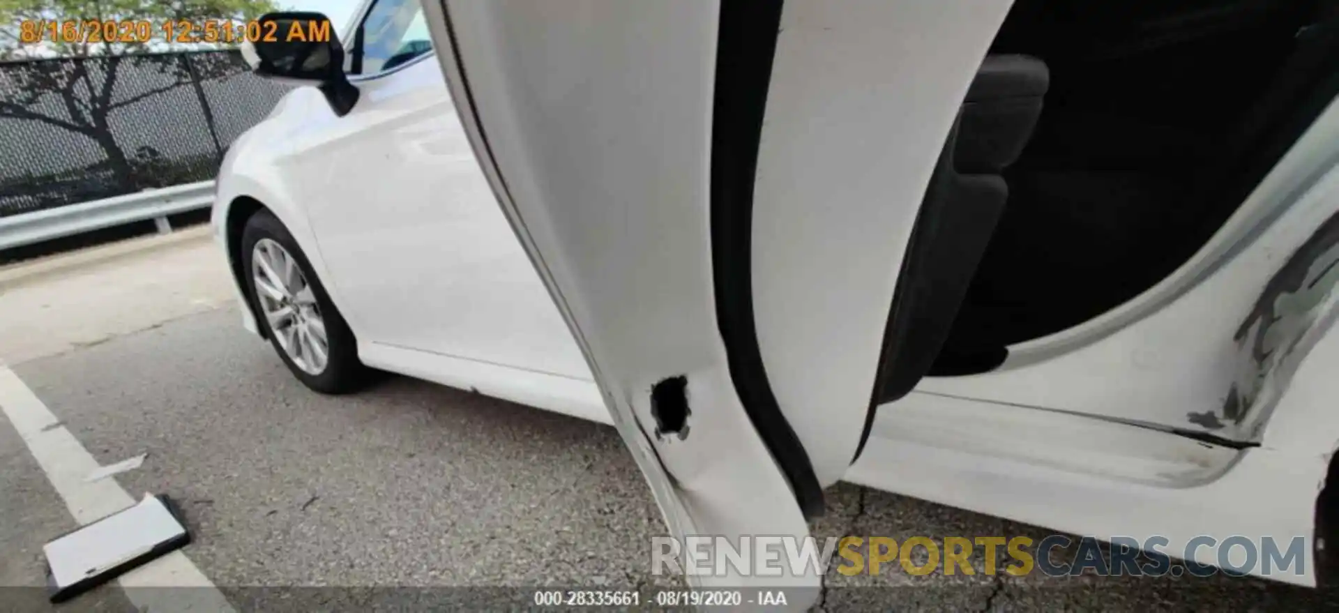 13 Photograph of a damaged car 4T1B11HK3KU242919 TOYOTA CAMRY 2019