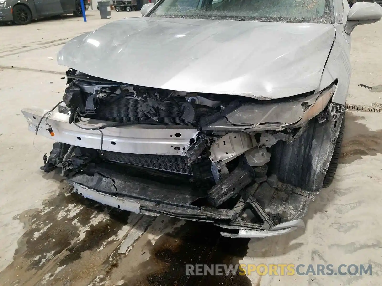 9 Photograph of a damaged car 4T1B11HK3KU242922 TOYOTA CAMRY 2019
