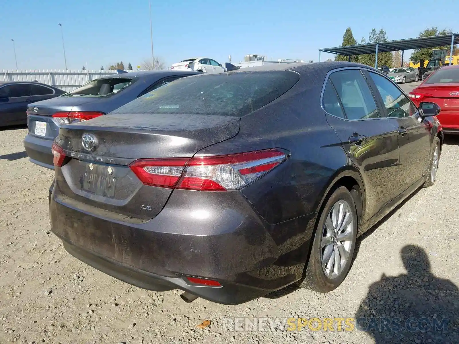 4 Фотография поврежденного автомобиля 4T1B11HK3KU243763 TOYOTA CAMRY 2019