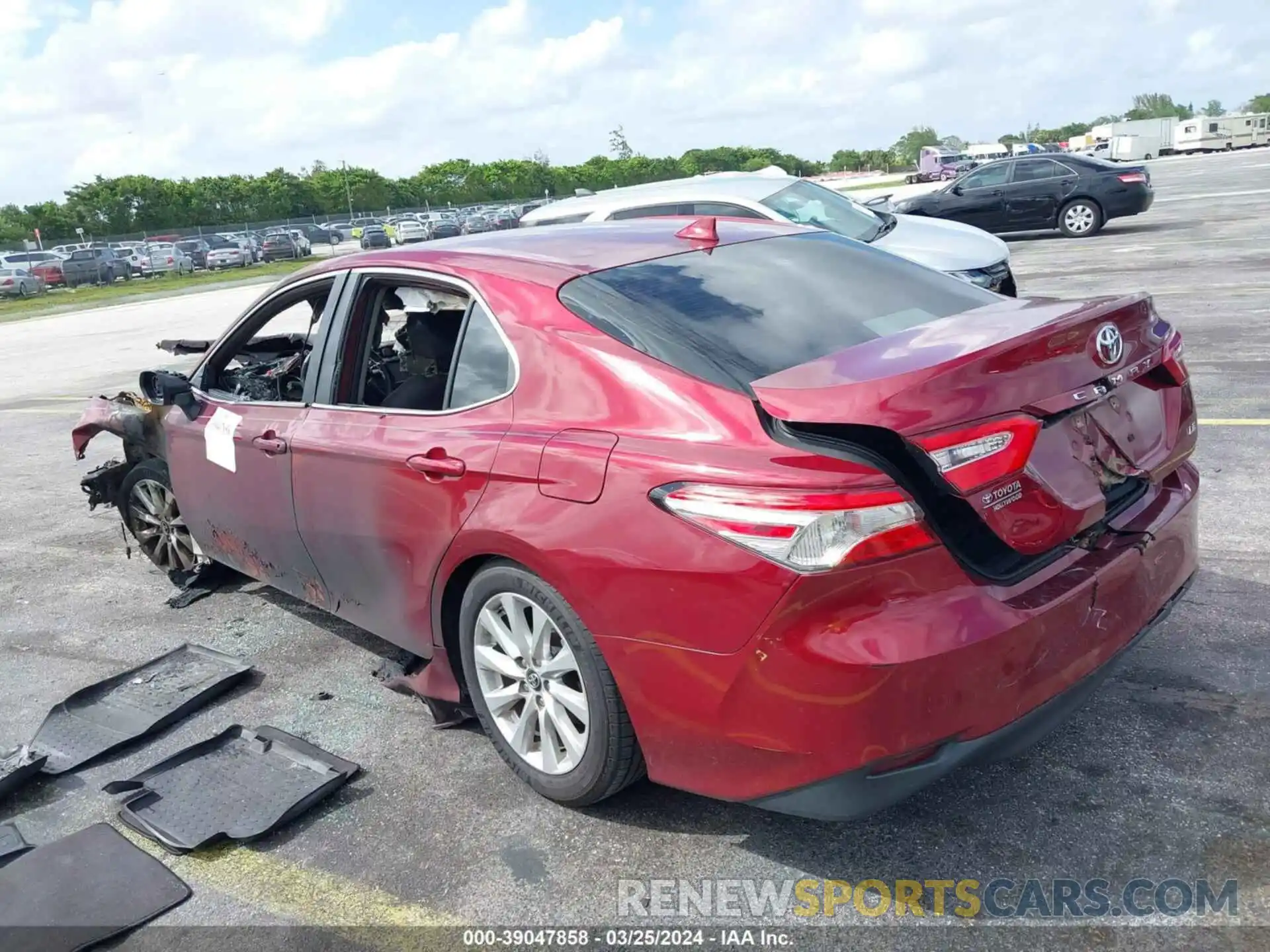 3 Photograph of a damaged car 4T1B11HK3KU249935 TOYOTA CAMRY 2019