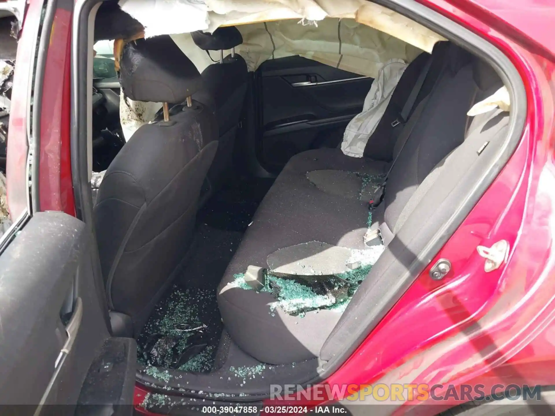 8 Photograph of a damaged car 4T1B11HK3KU249935 TOYOTA CAMRY 2019