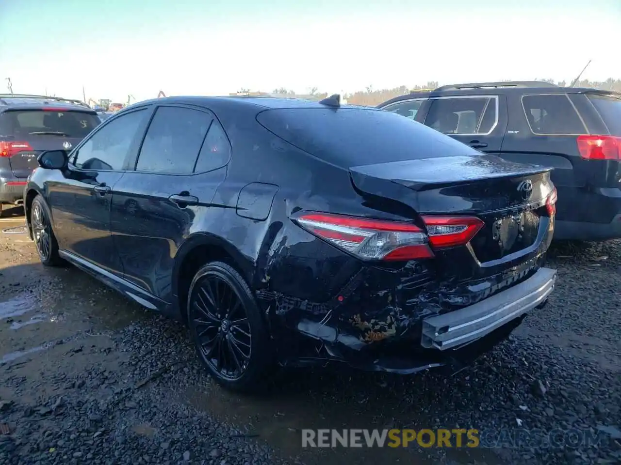 3 Photograph of a damaged car 4T1B11HK3KU251393 TOYOTA CAMRY 2019