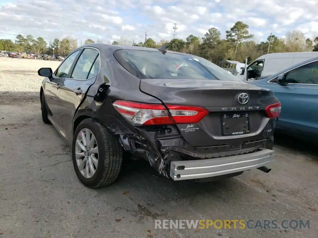 3 Photograph of a damaged car 4T1B11HK3KU251605 TOYOTA CAMRY 2019