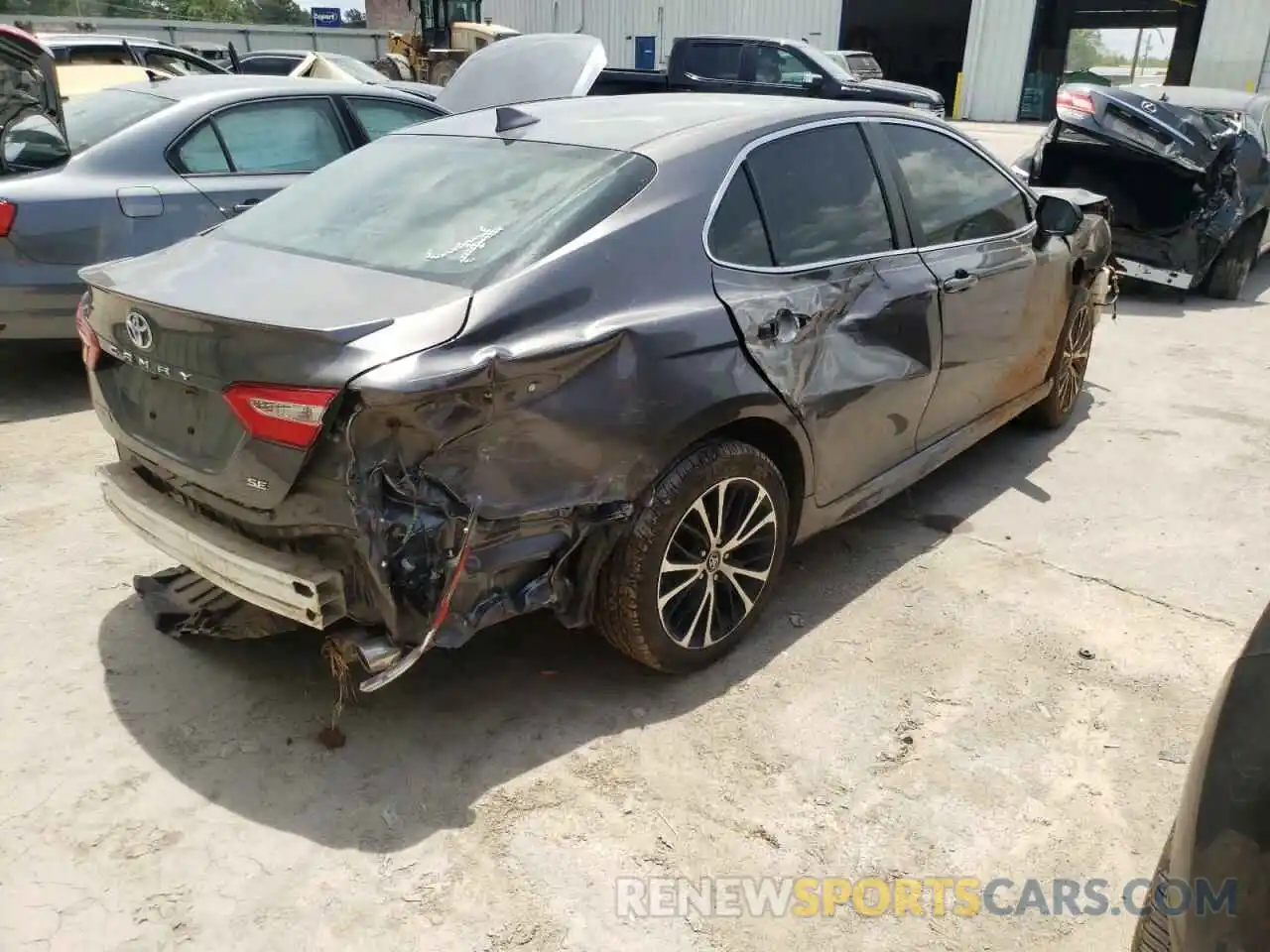 4 Photograph of a damaged car 4T1B11HK3KU252382 TOYOTA CAMRY 2019