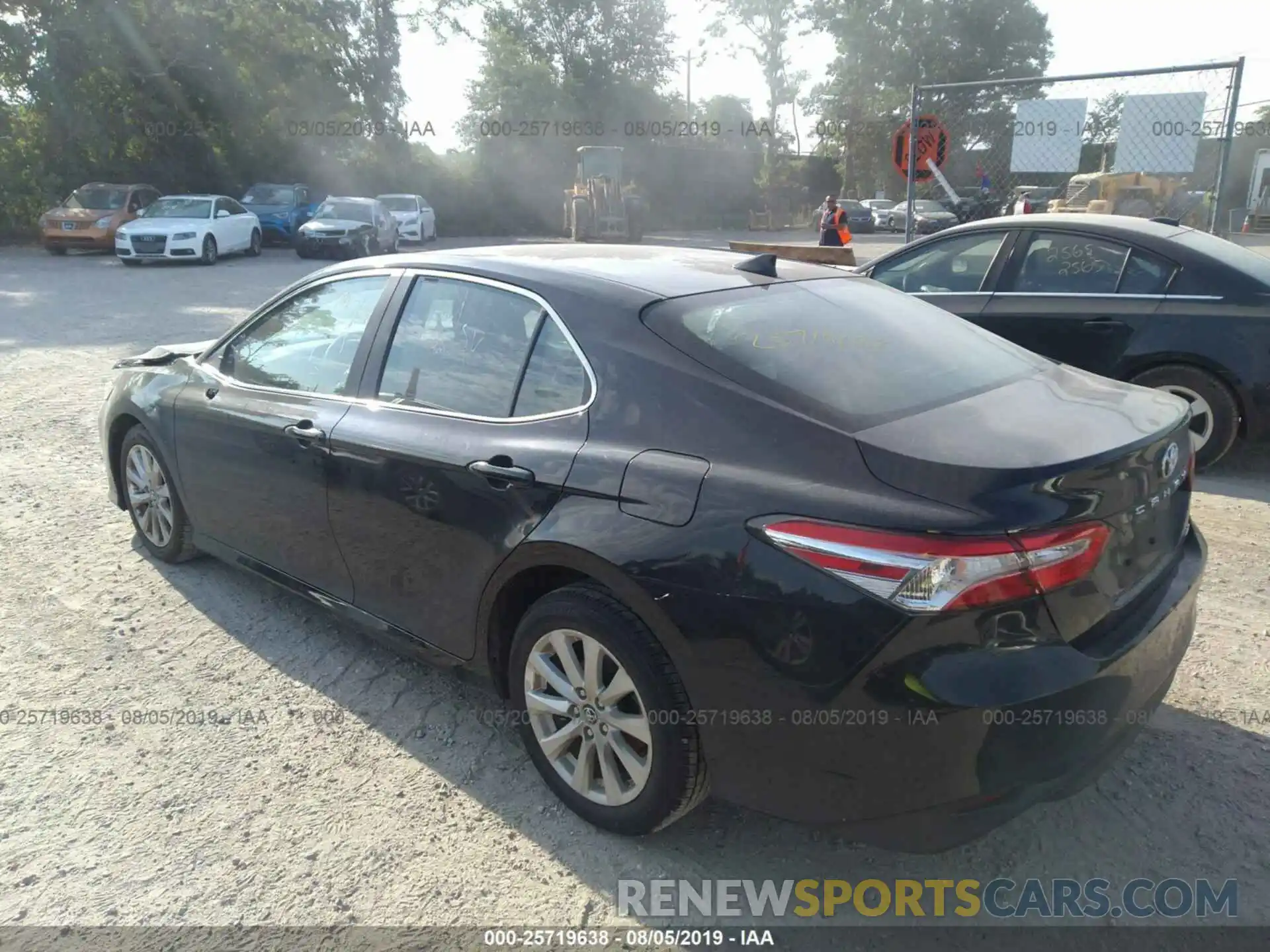 3 Photograph of a damaged car 4T1B11HK3KU256190 TOYOTA CAMRY 2019